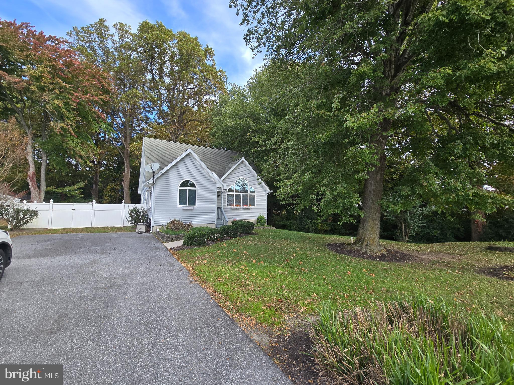 DUTCH ACRES - Residential