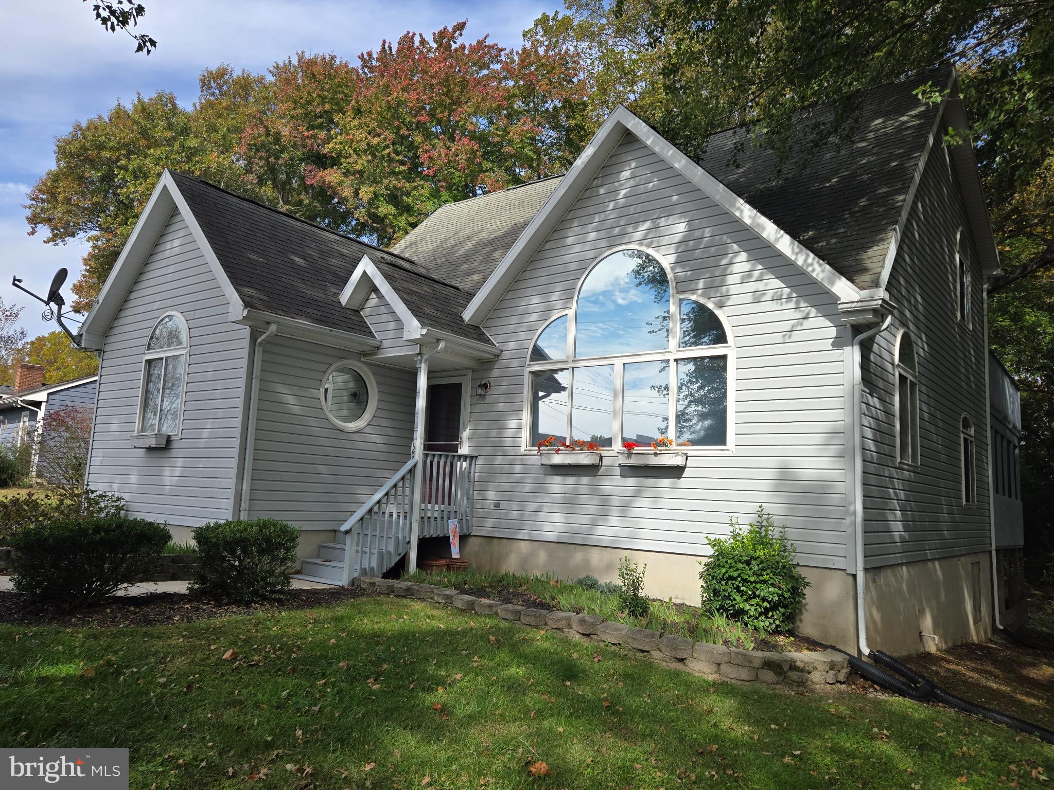 DUTCH ACRES - Residential