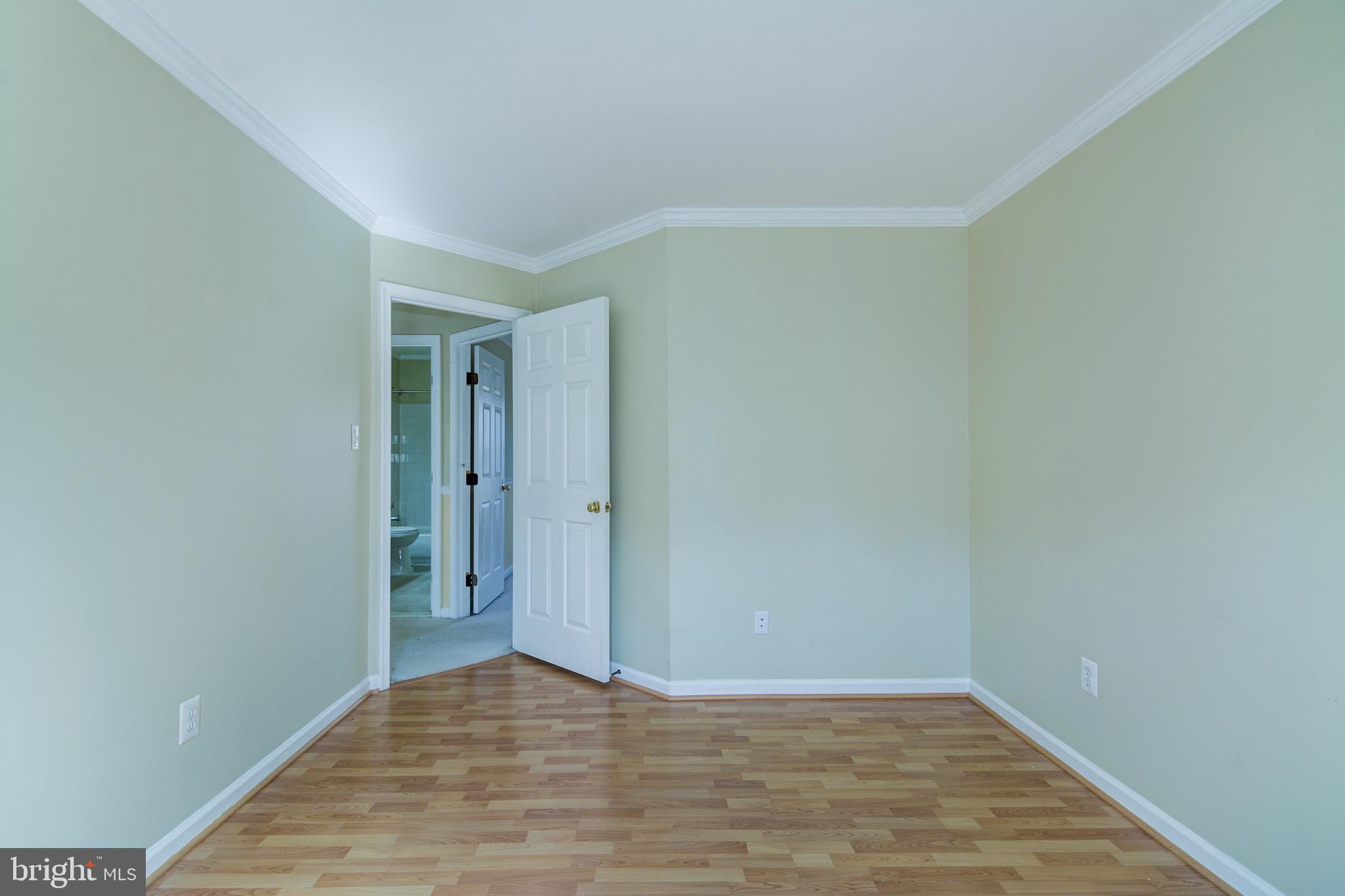 SHELTONS RUN - Residential