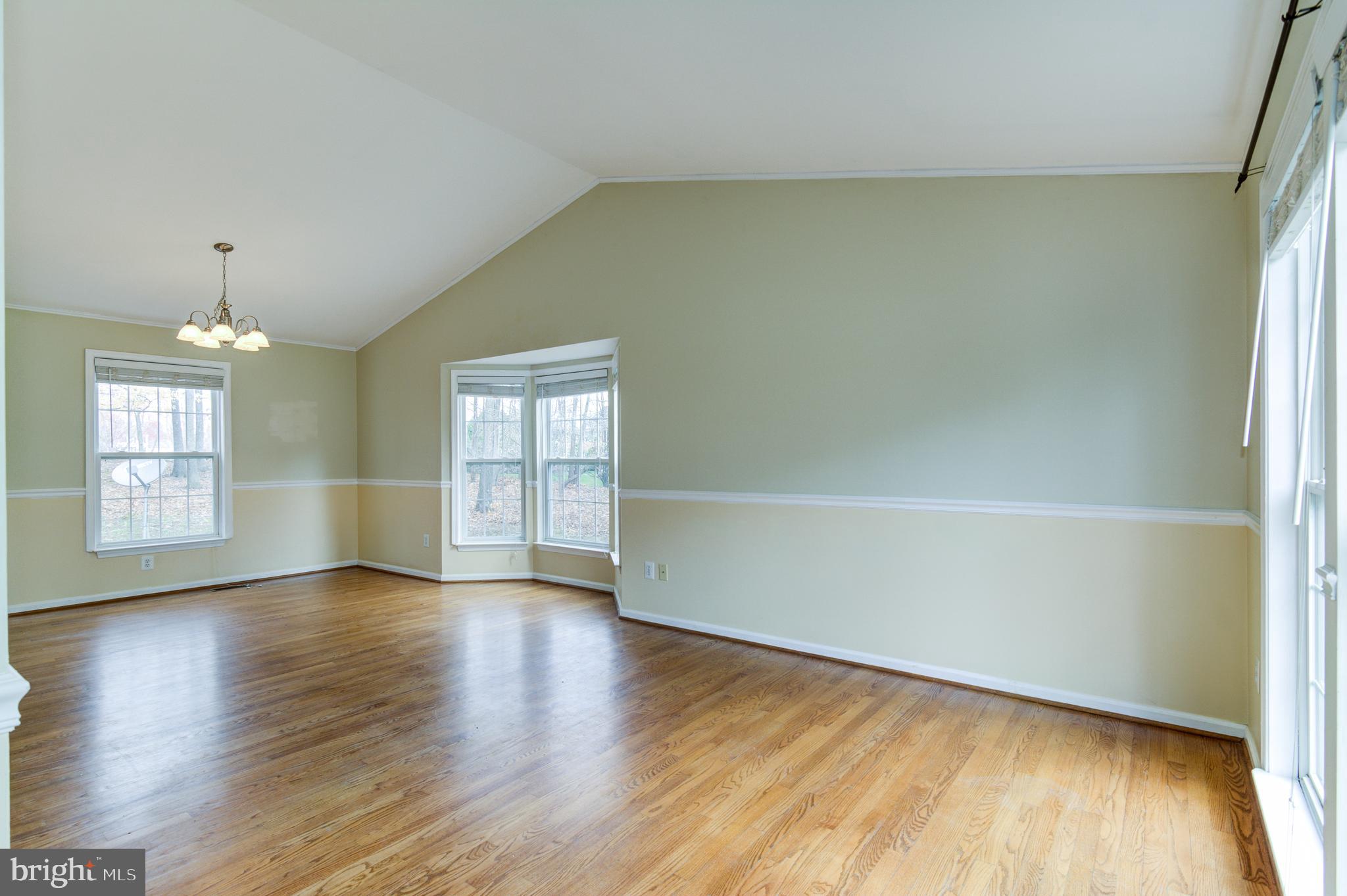 SHELTONS RUN - Residential