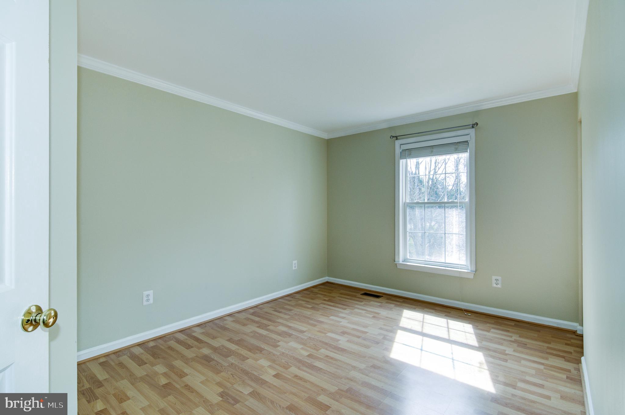 SHELTONS RUN - Residential