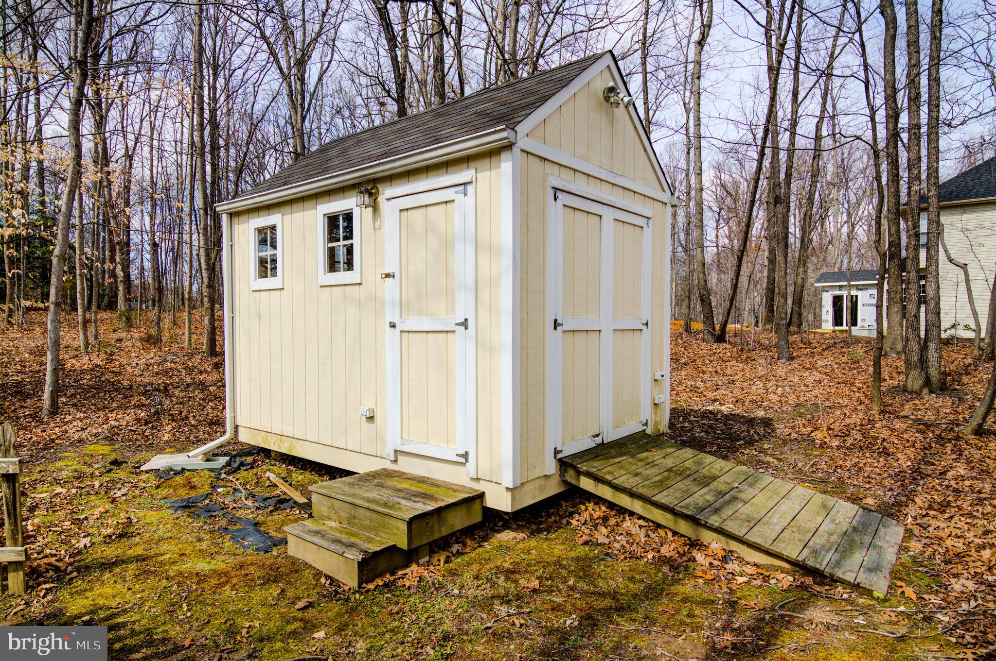 SHELTONS RUN - Residential