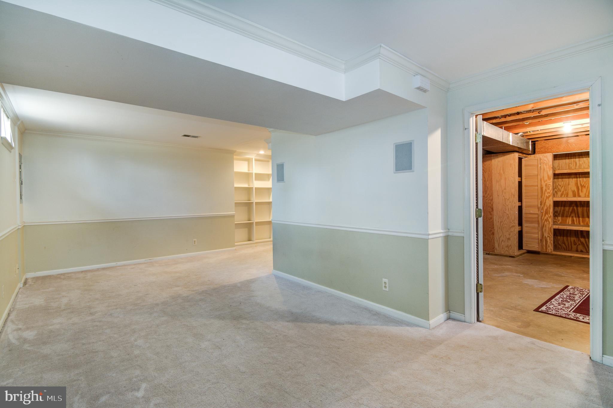 SHELTONS RUN - Residential