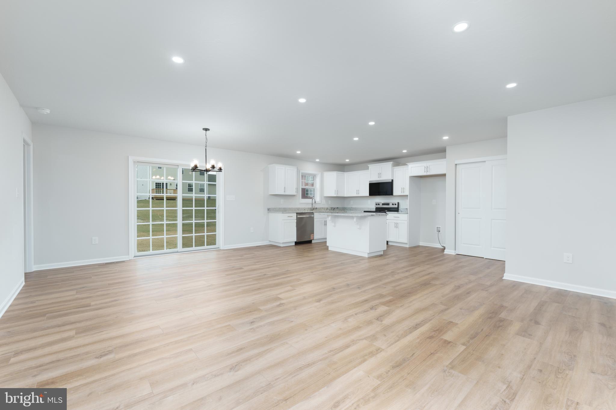 DEERFIELD - Residential