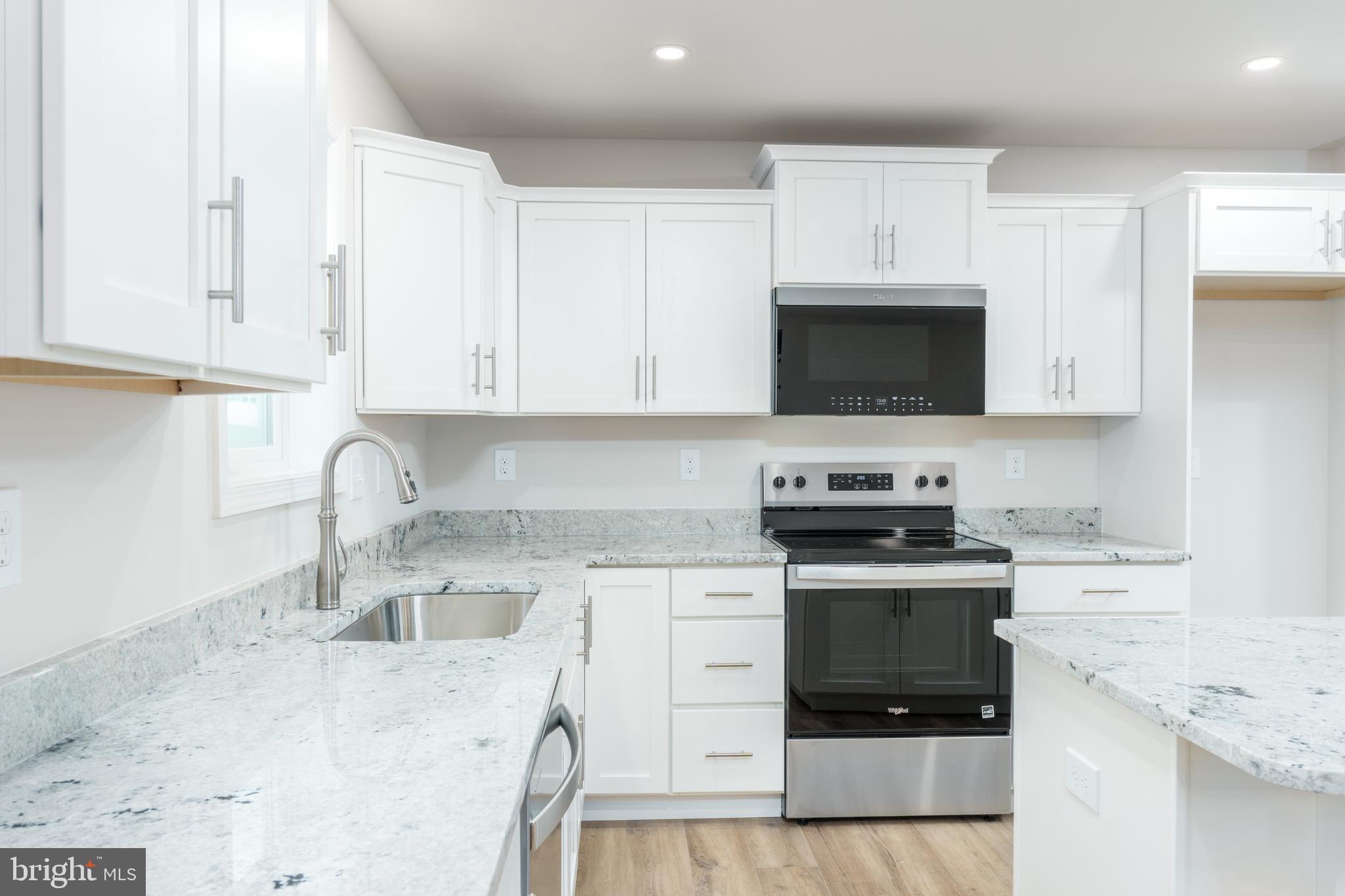 DEERFIELD - Residential