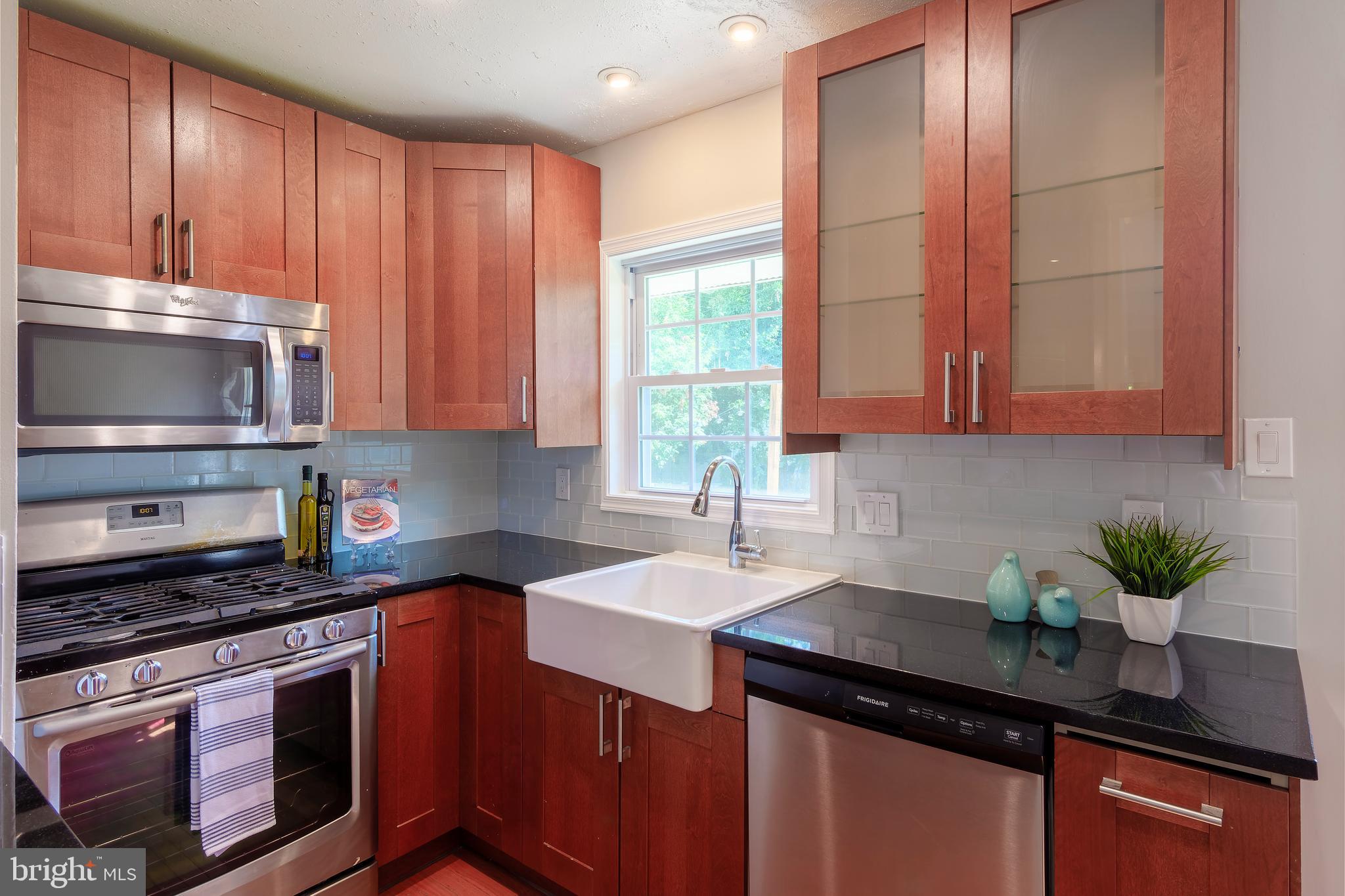 BUCKNELL MANOR - Residential