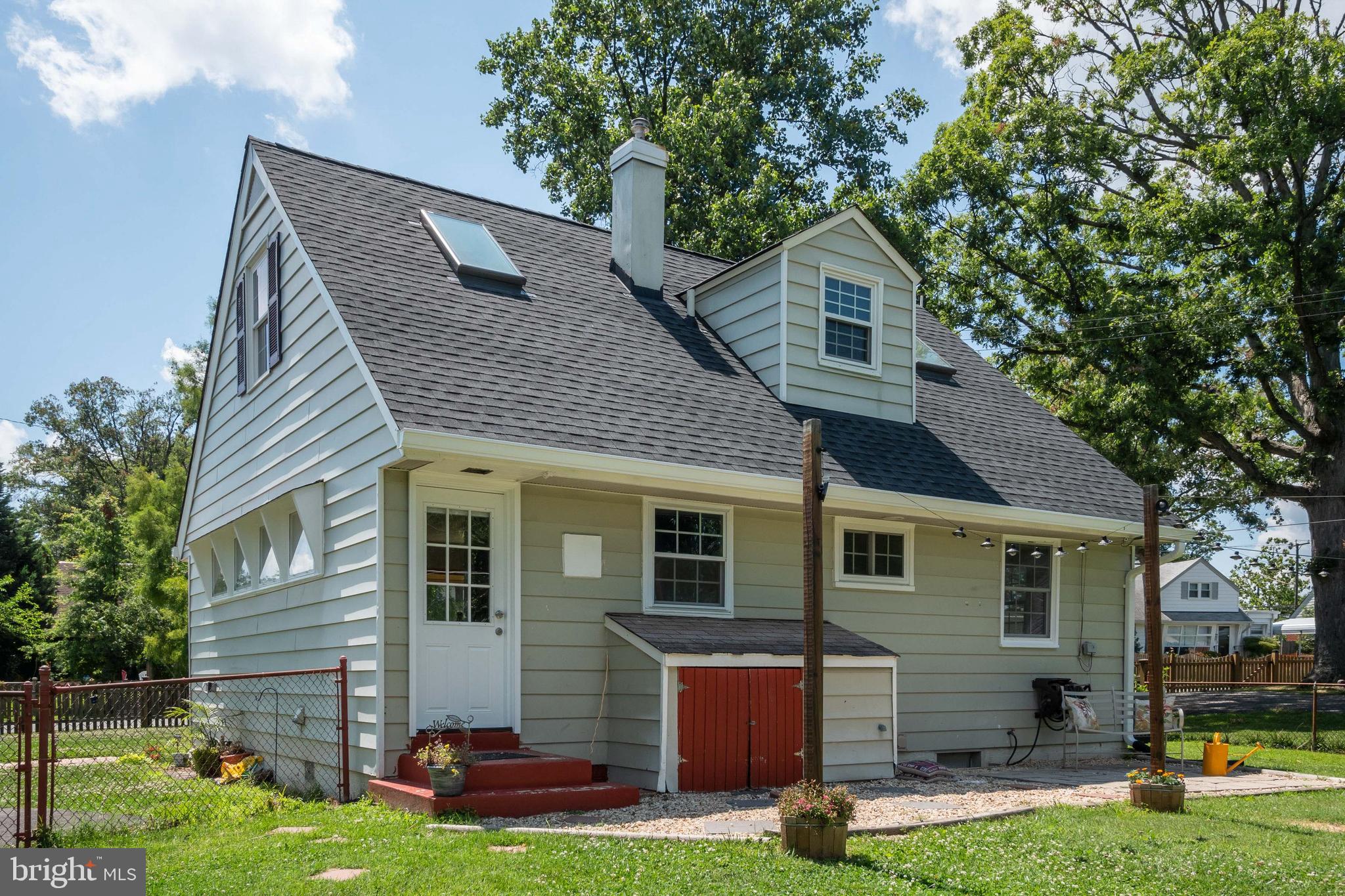 BUCKNELL MANOR - Residential