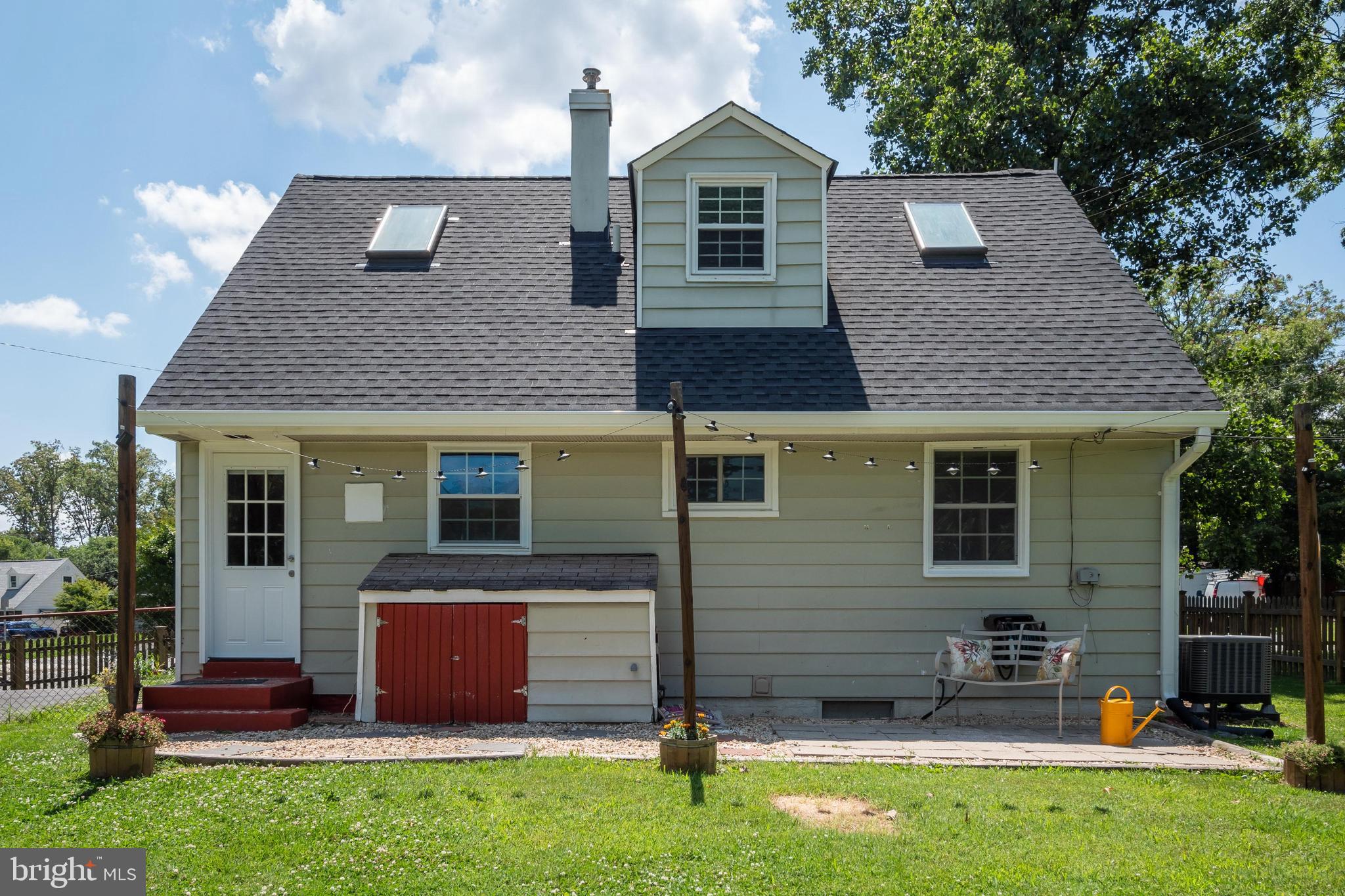 BUCKNELL MANOR - Residential