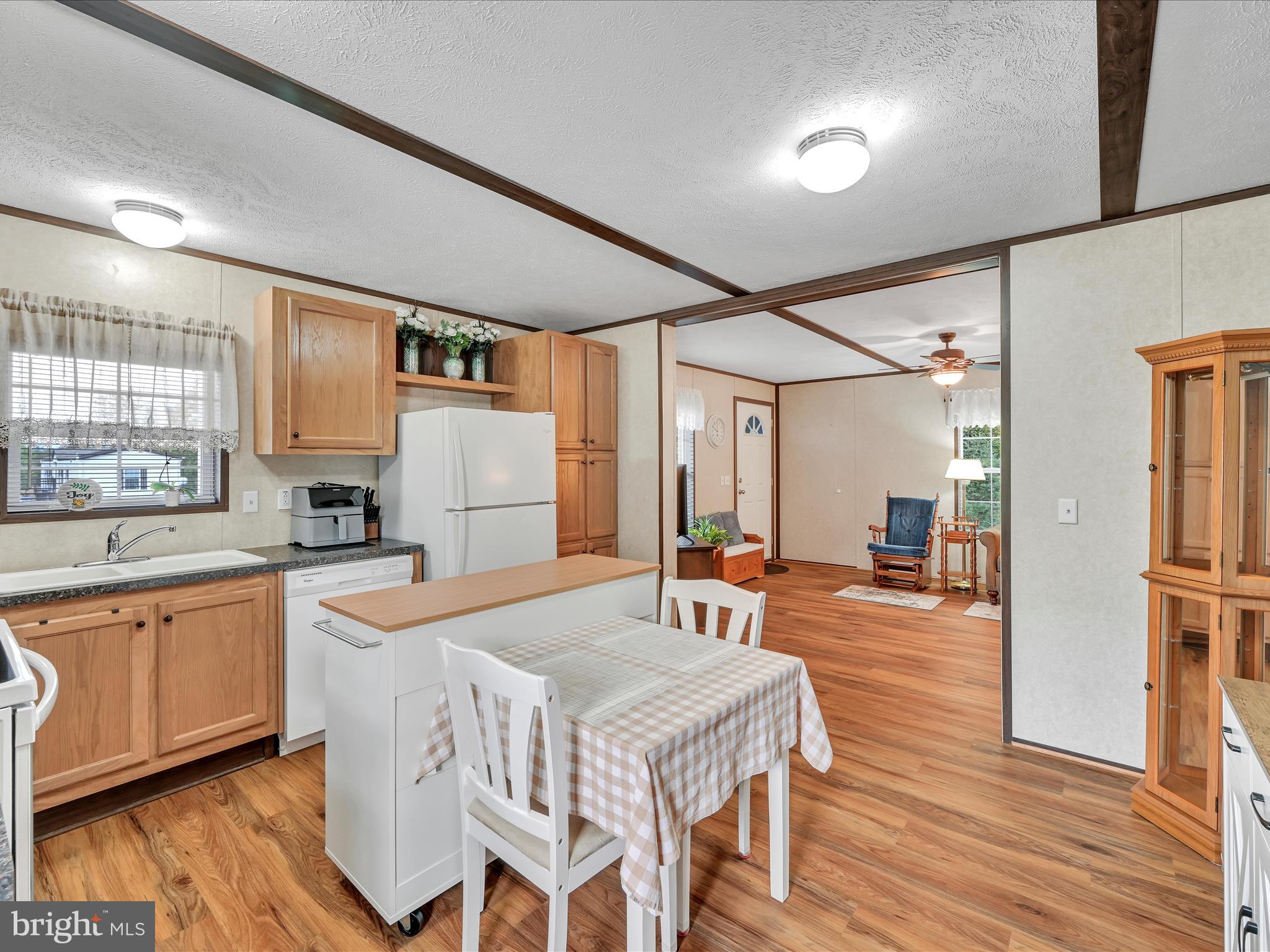 OAK RIDGE ESTATES - Residential