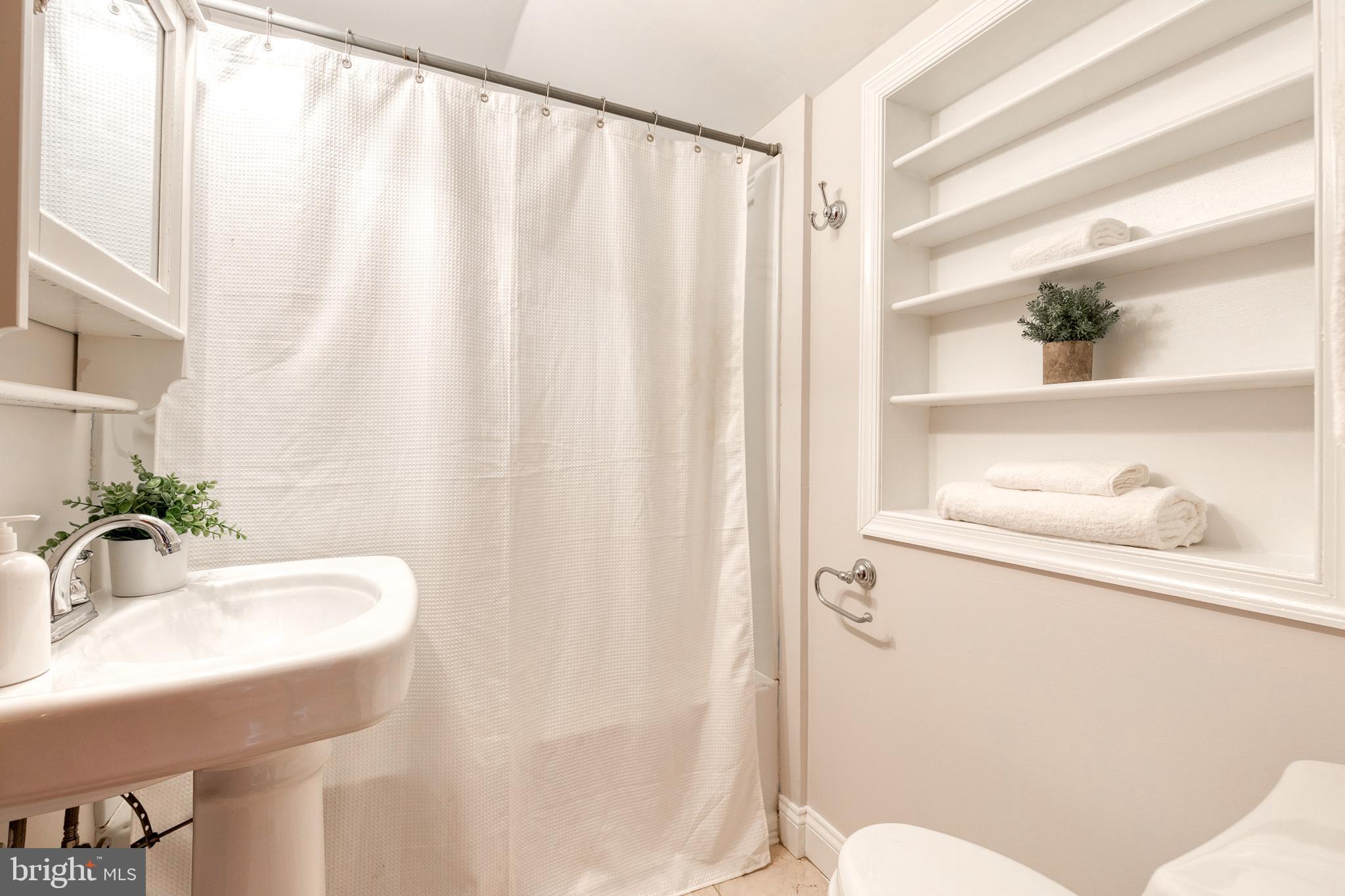 CATONSVILLE - Residential