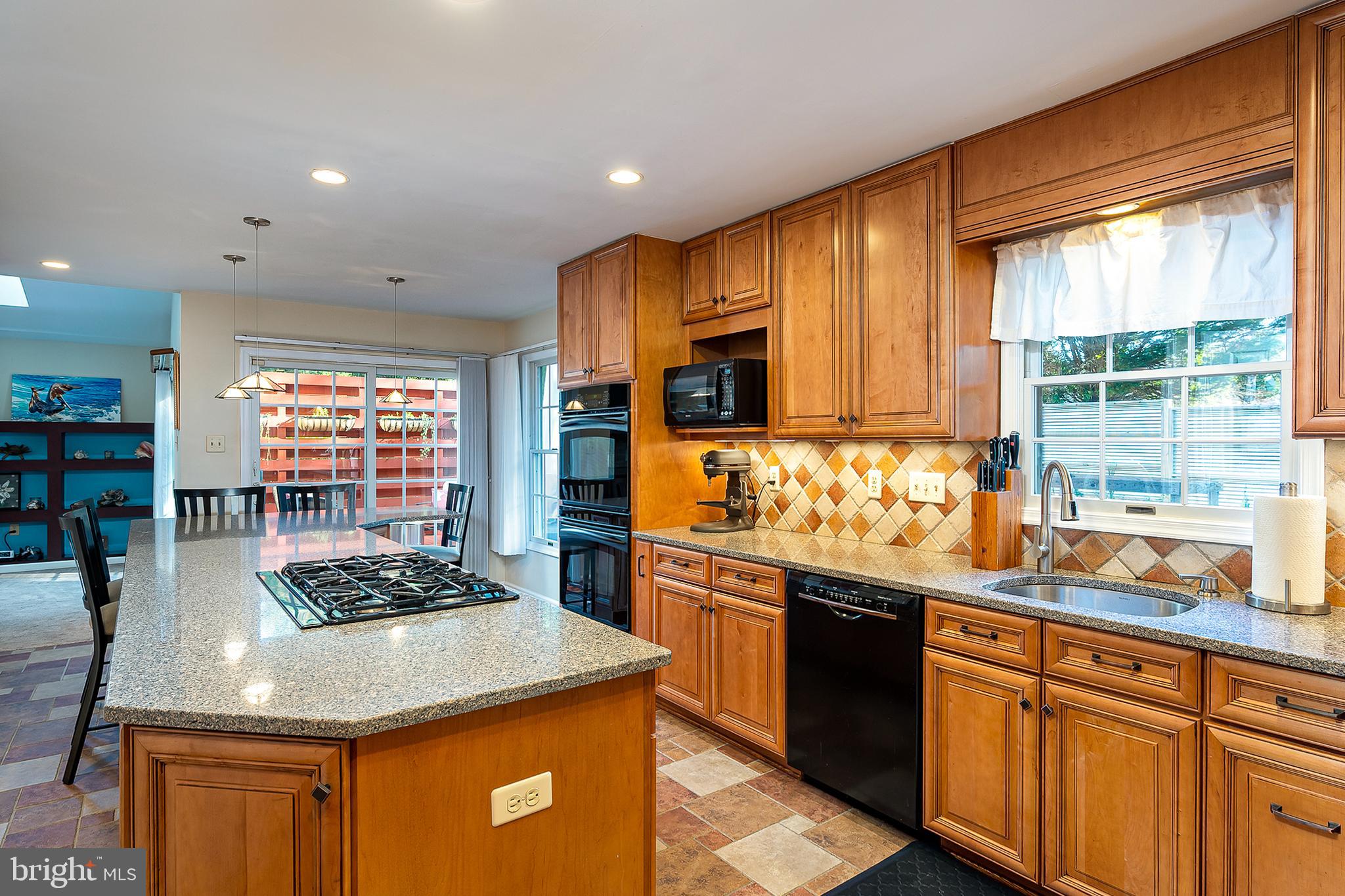 GUNNERS LAKE VILLAGE - Residential