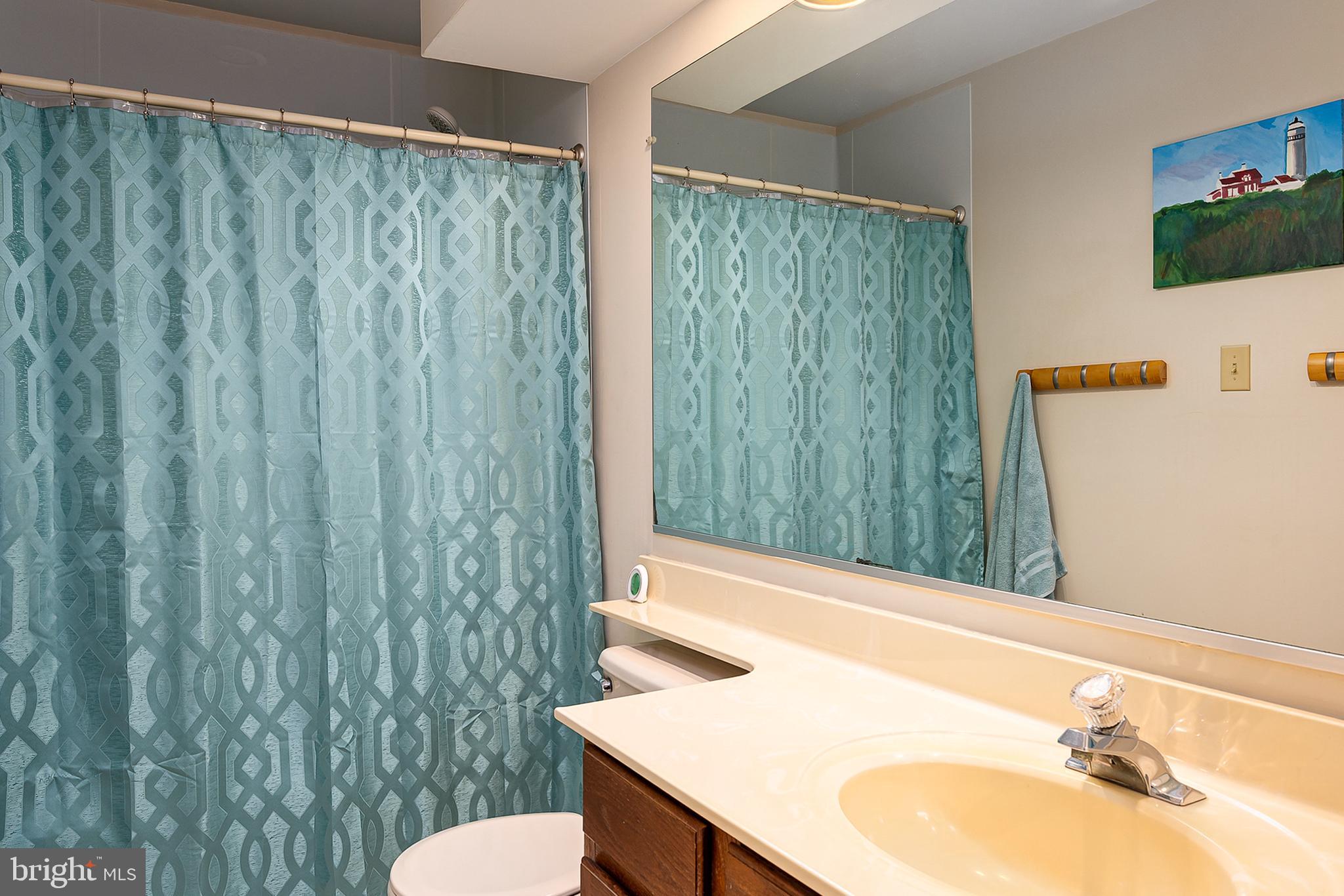 GUNNERS LAKE VILLAGE - Residential