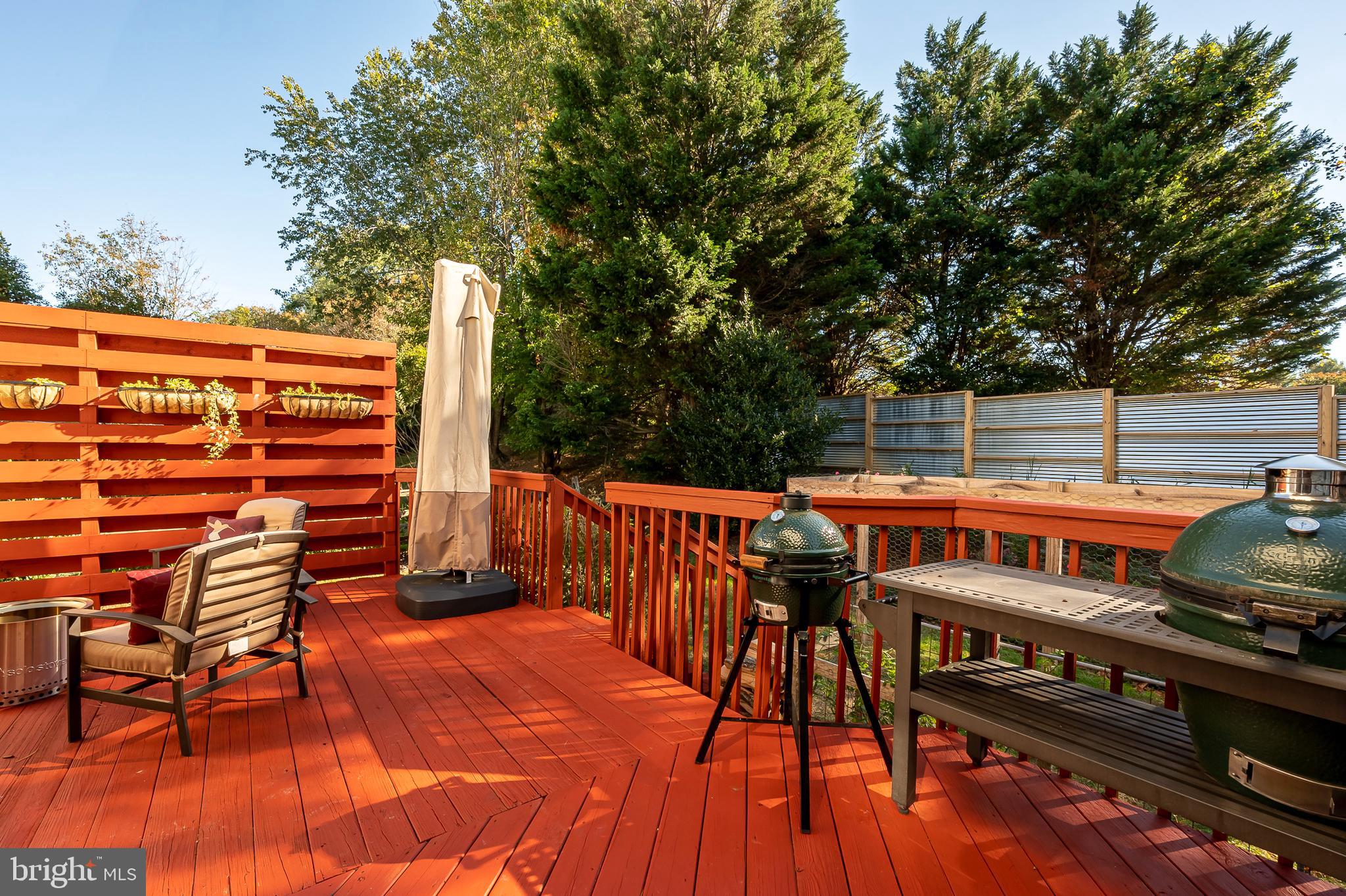 GUNNERS LAKE VILLAGE - Residential