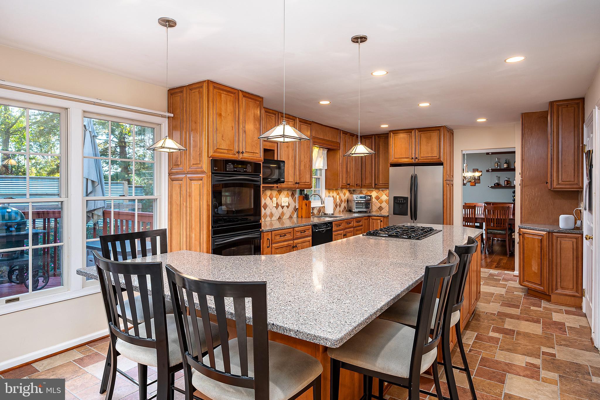 GUNNERS LAKE VILLAGE - Residential