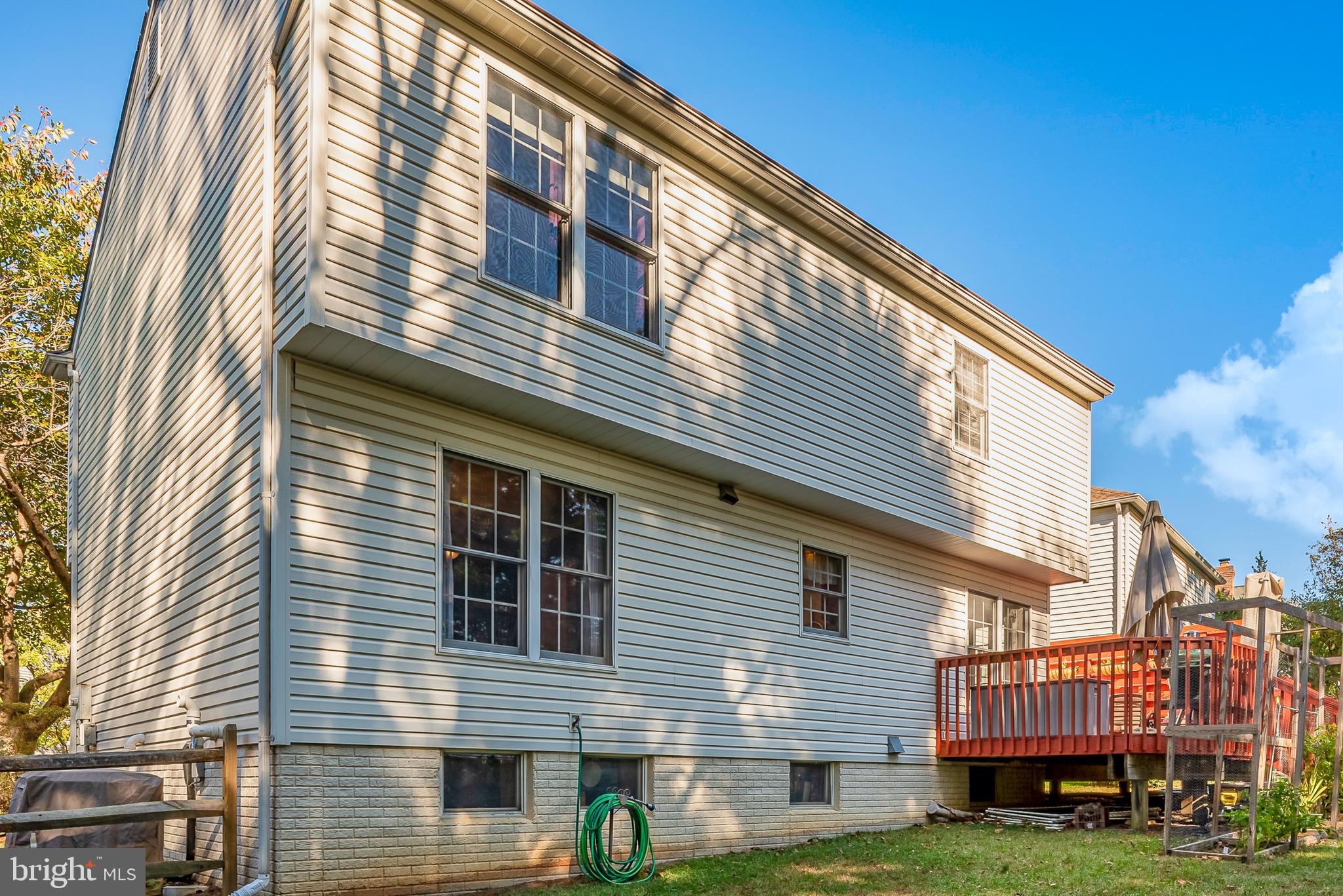 GUNNERS LAKE VILLAGE - Residential