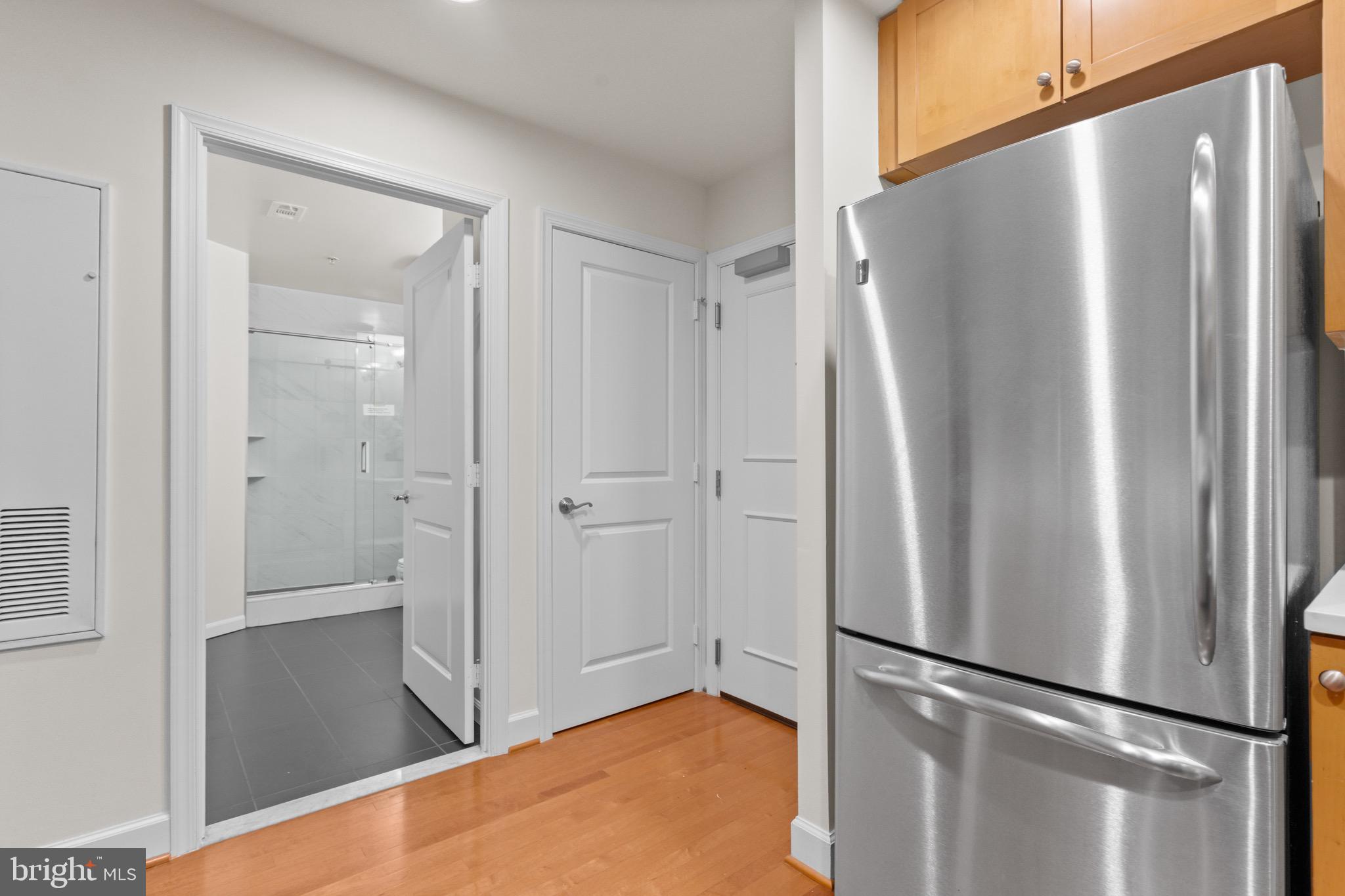 ECLIPSE ON CENTER PARK - Residential