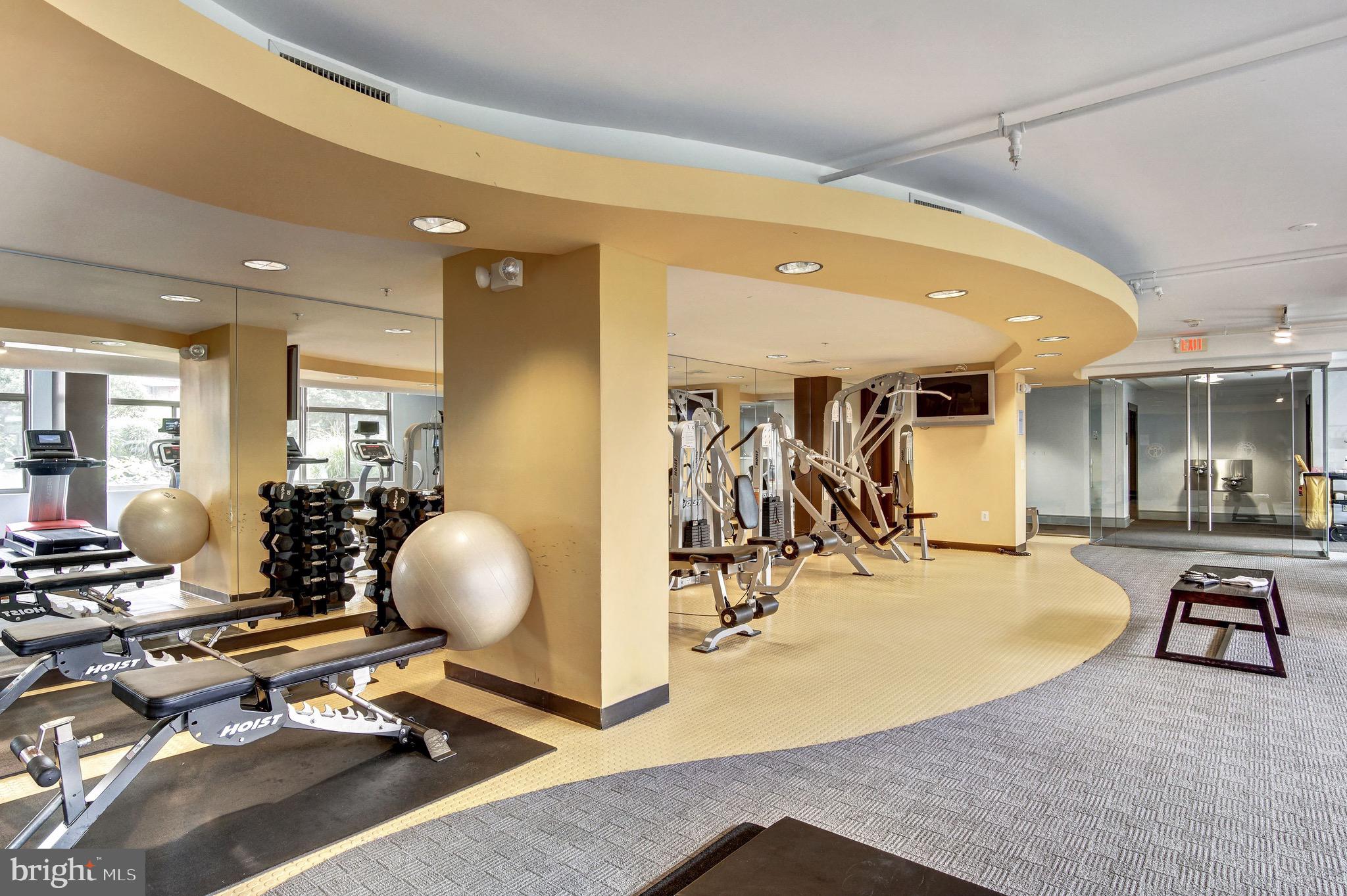 ECLIPSE ON CENTER PARK - Residential