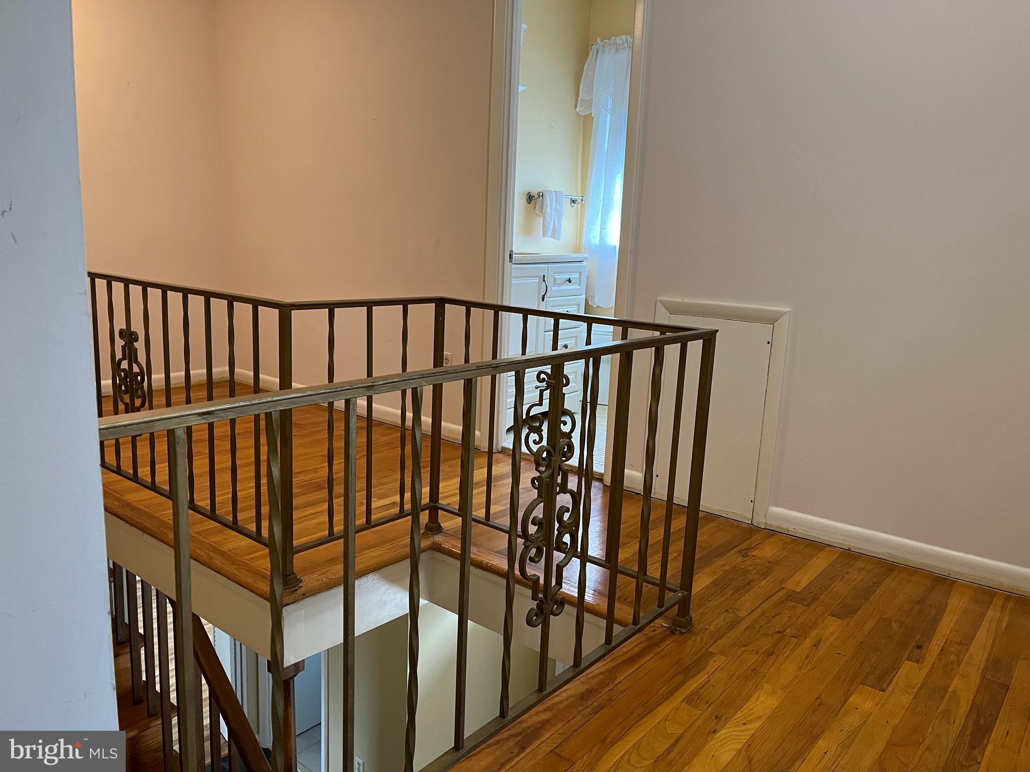 FOXHALL - Residential