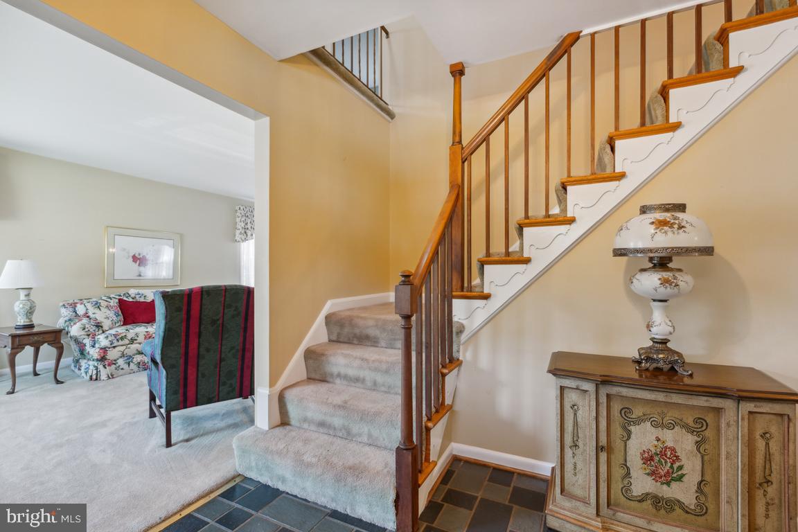 FOXHALL - Residential