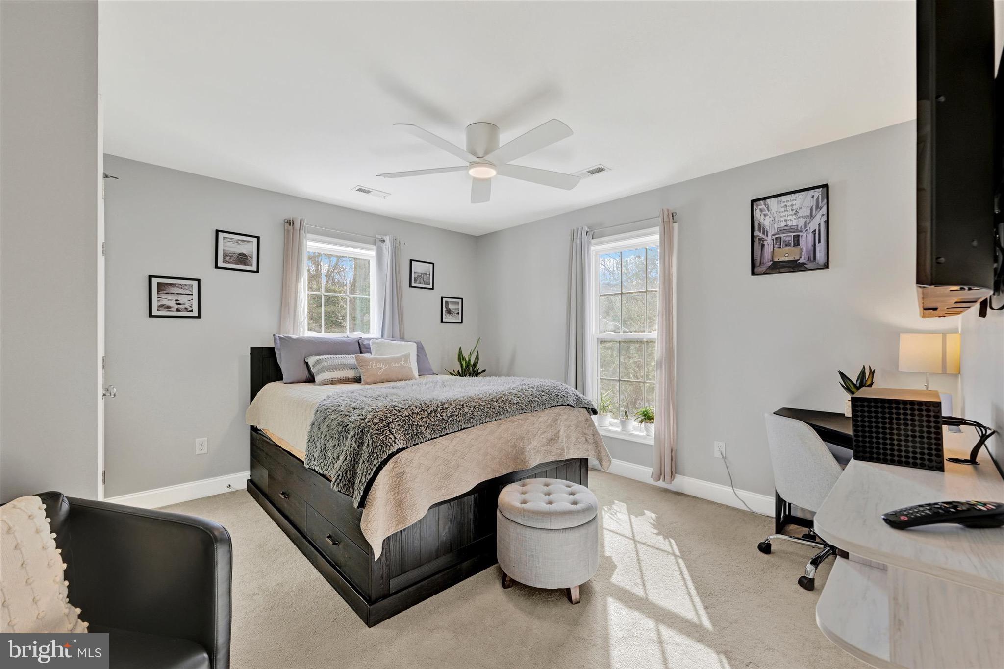 GREEN GABLES - Residential