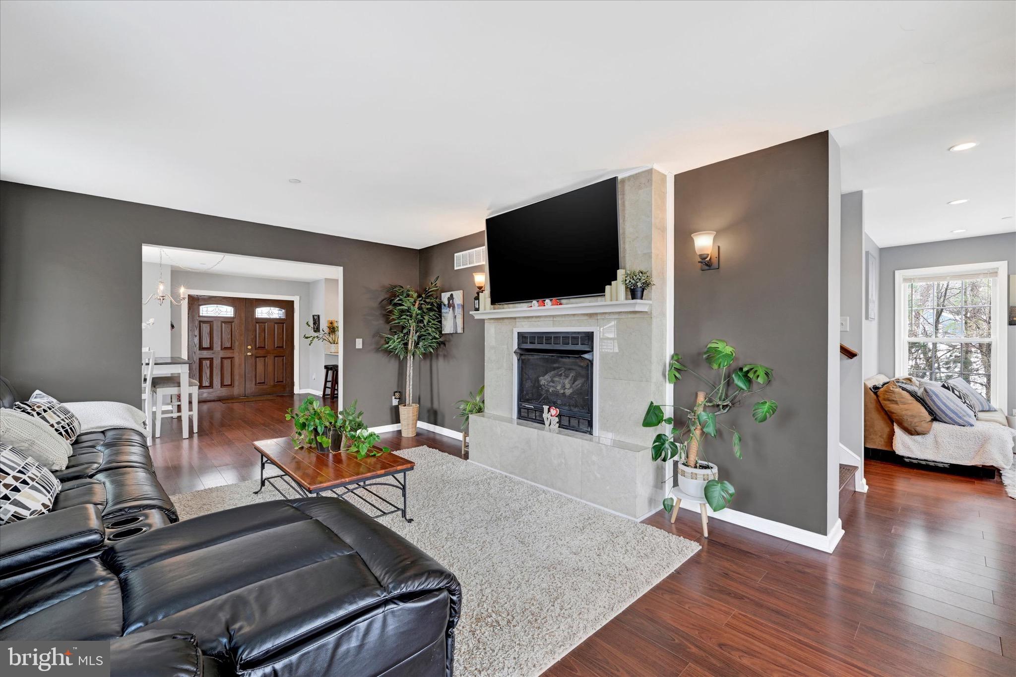 GREEN GABLES - Residential