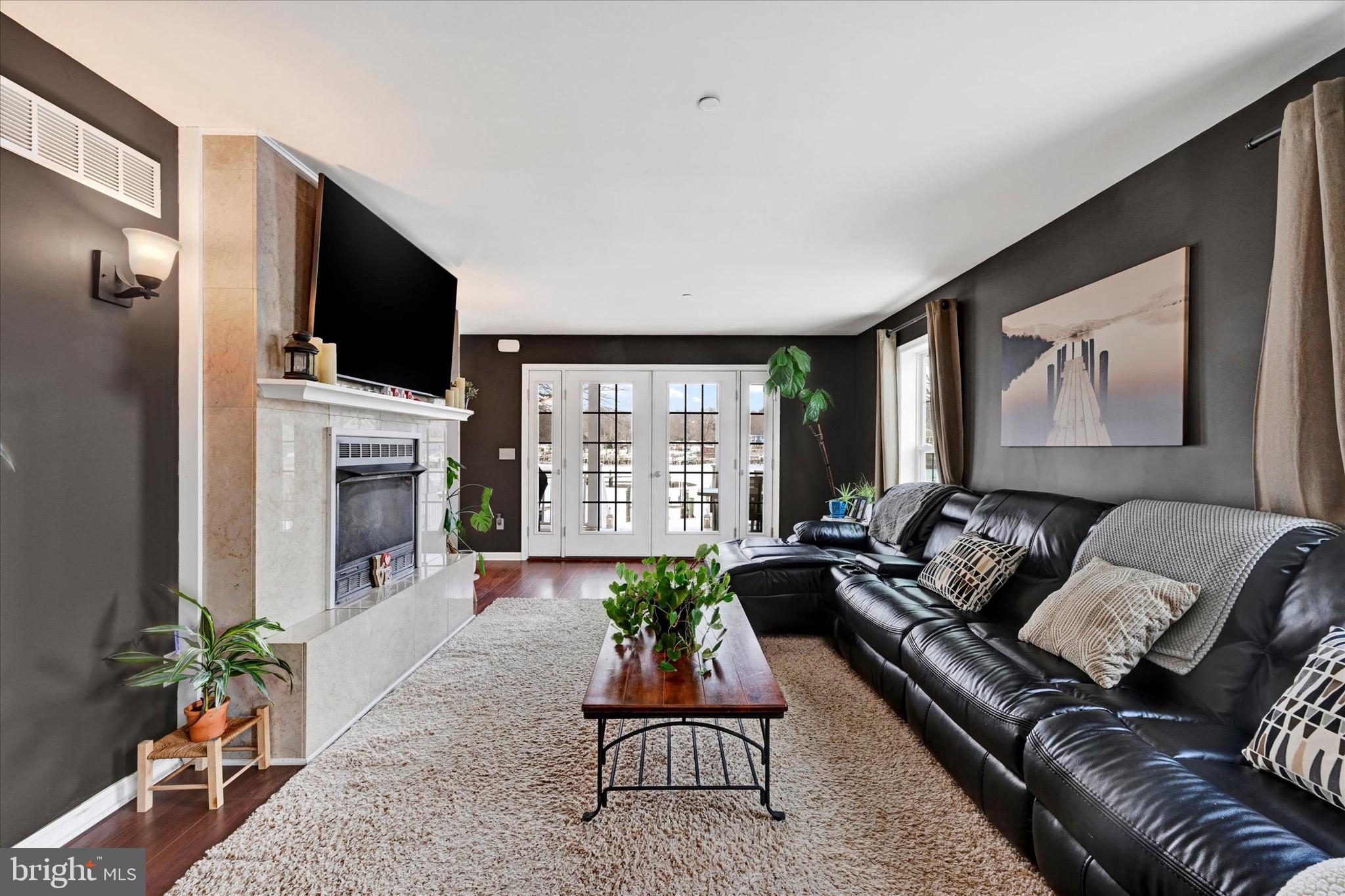 GREEN GABLES - Residential