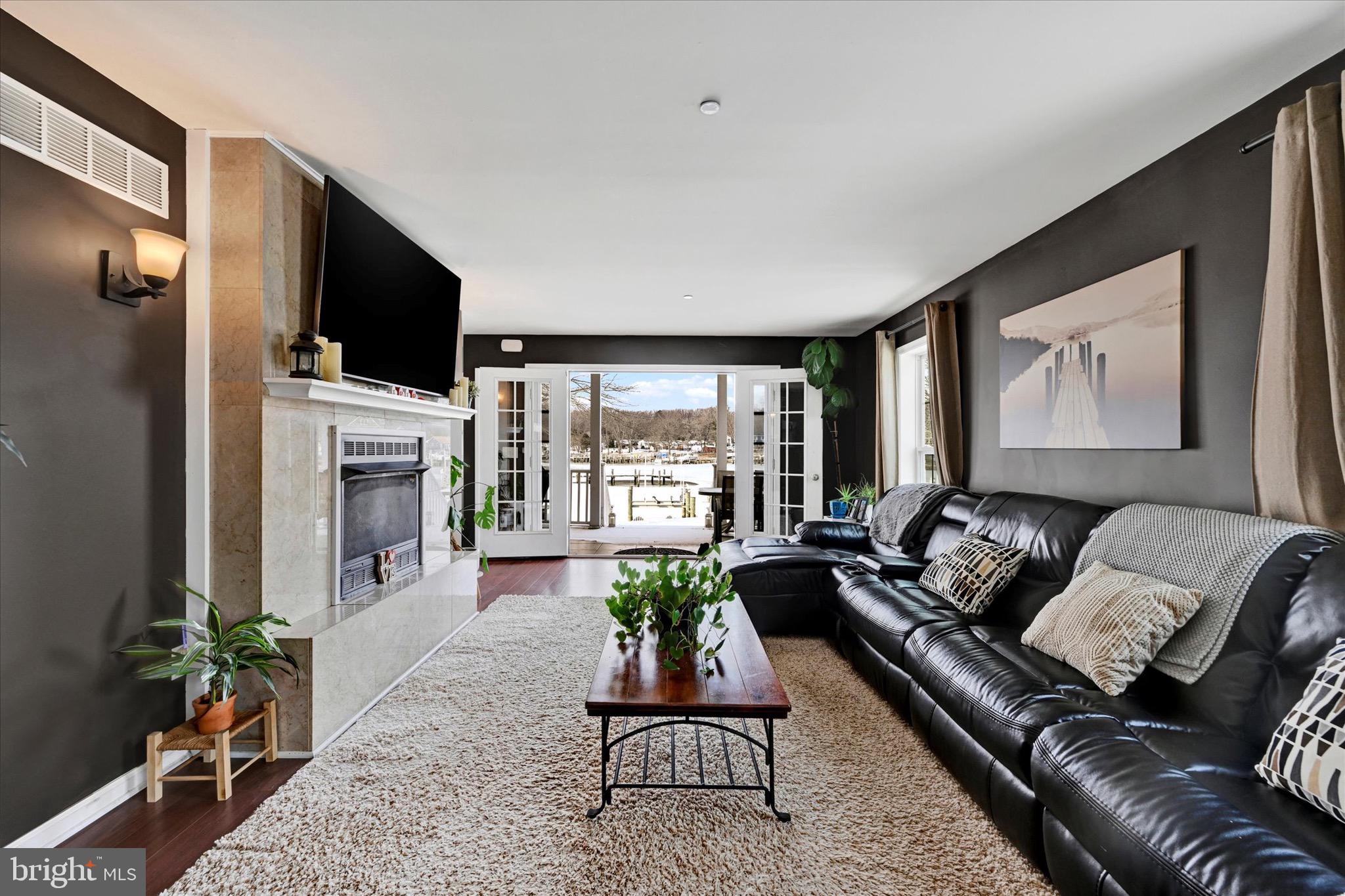 GREEN GABLES - Residential