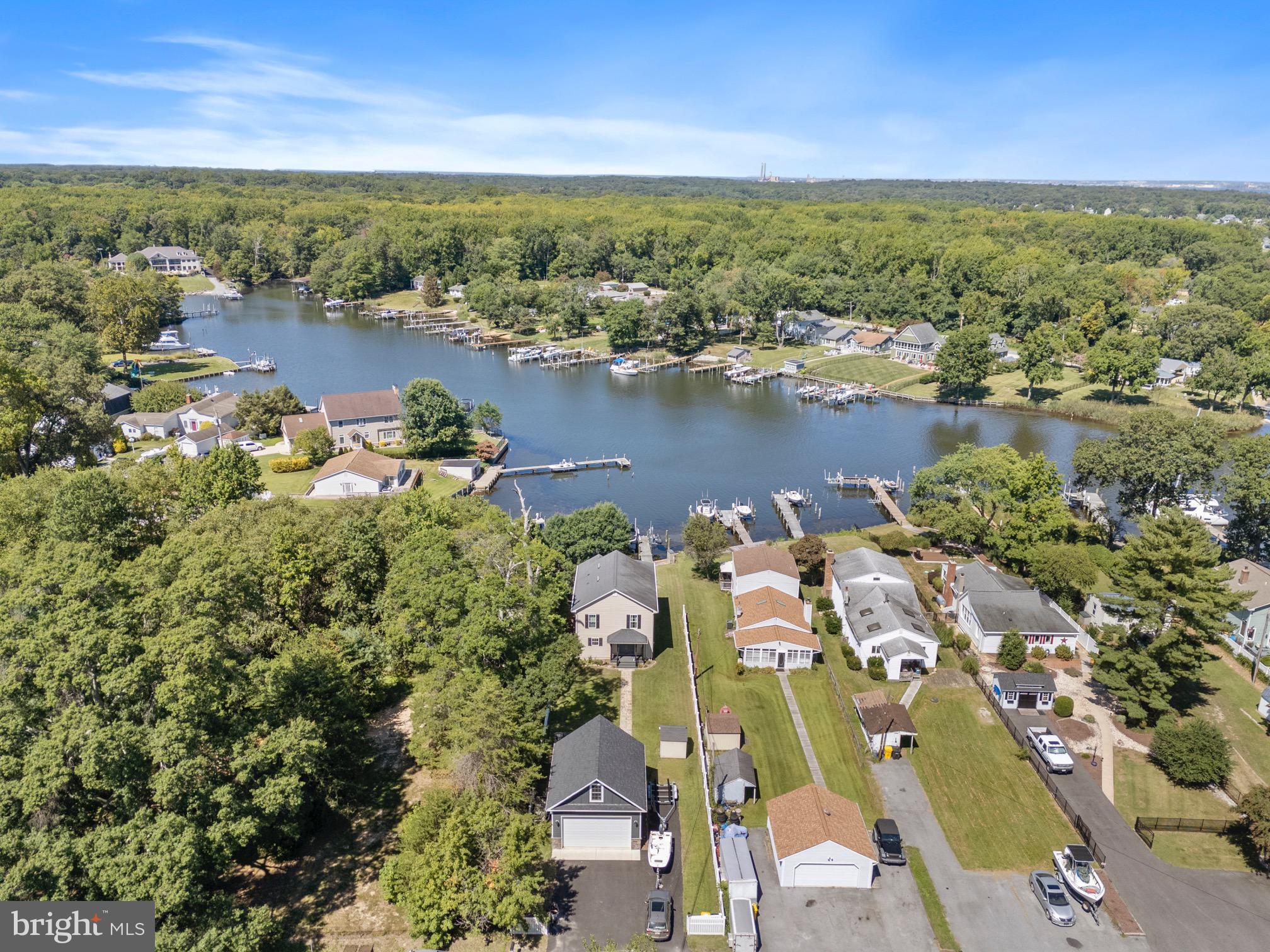GREEN GABLES - Residential