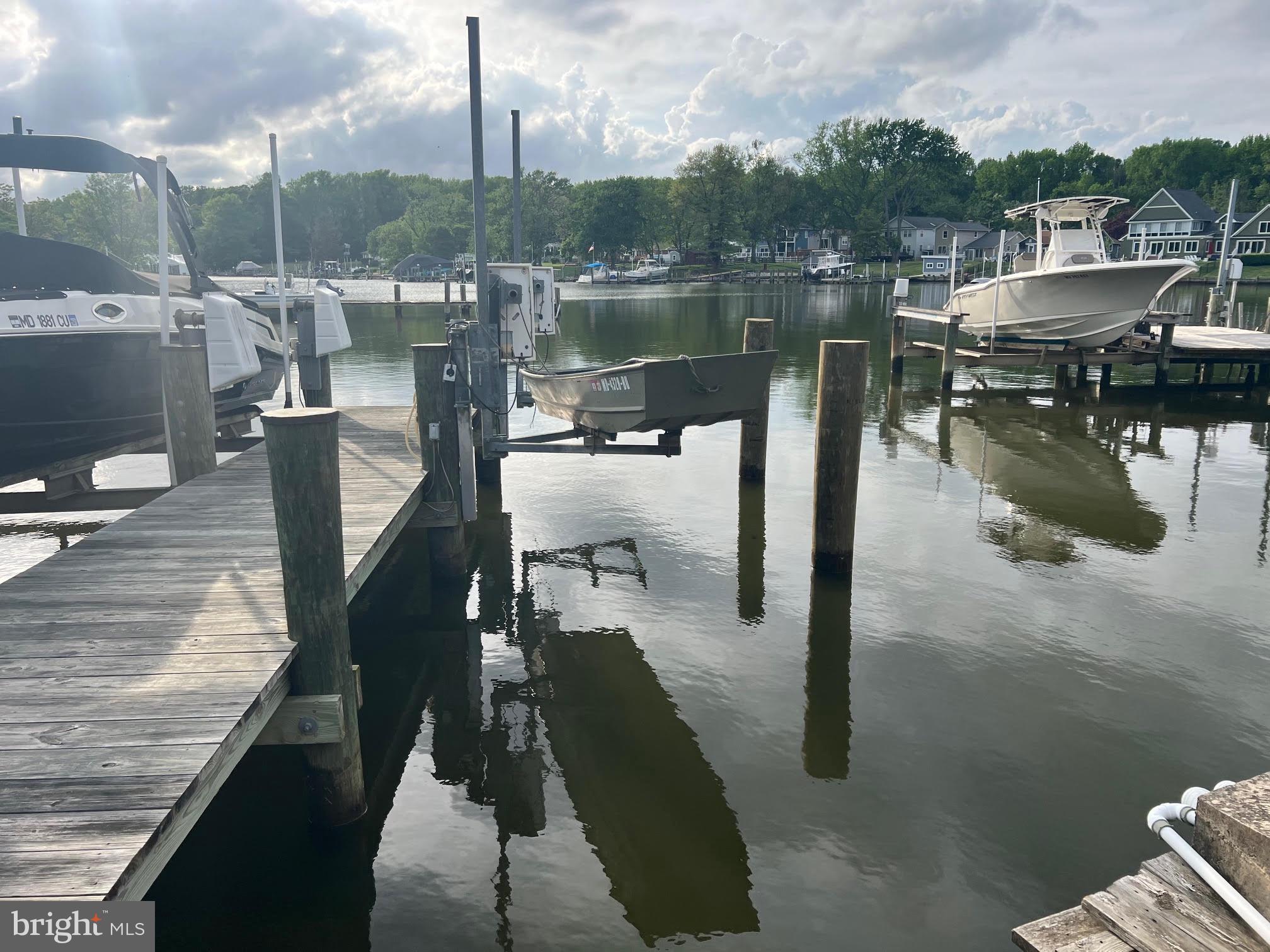 GREEN GABLES - Residential