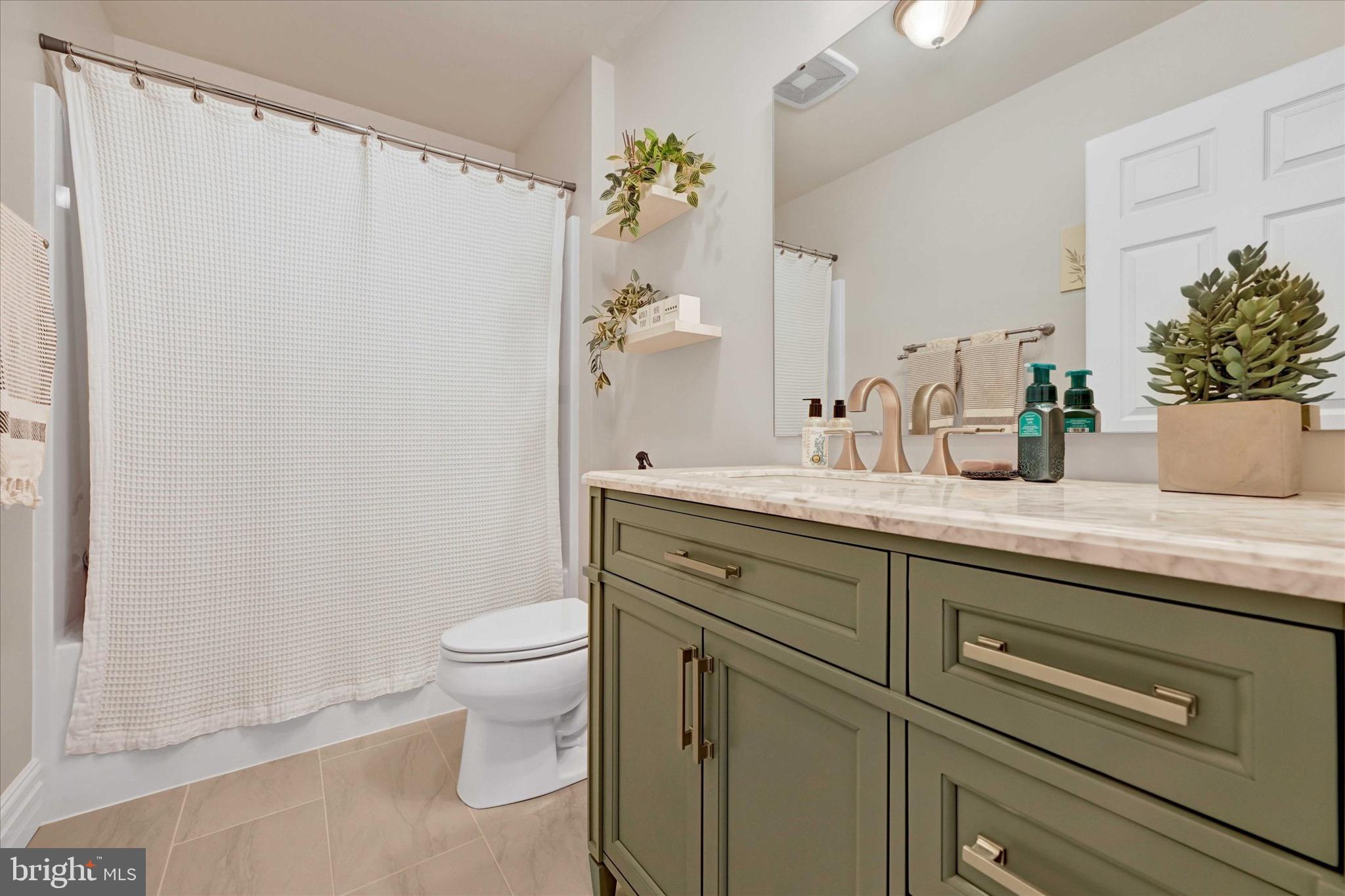 GREEN GABLES - Residential