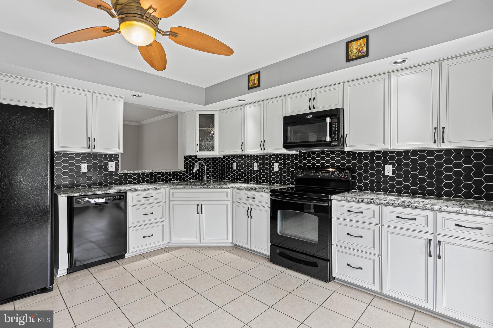 BOWLING BROOK FARMS - Residential Lease