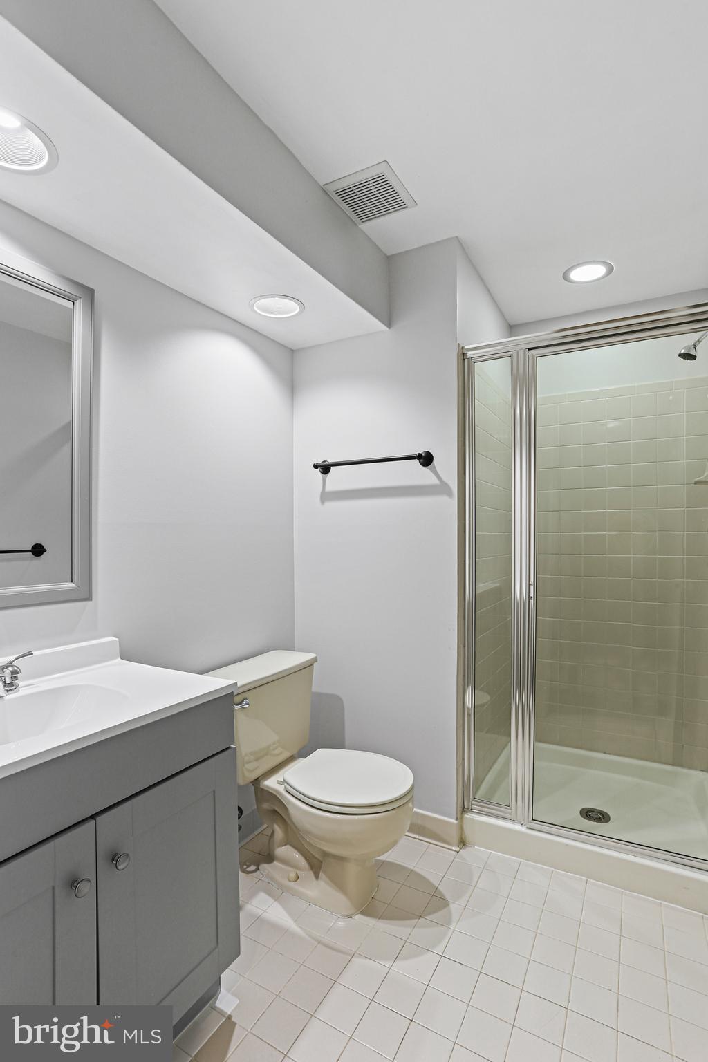 BOWLING BROOK FARMS - Residential Lease