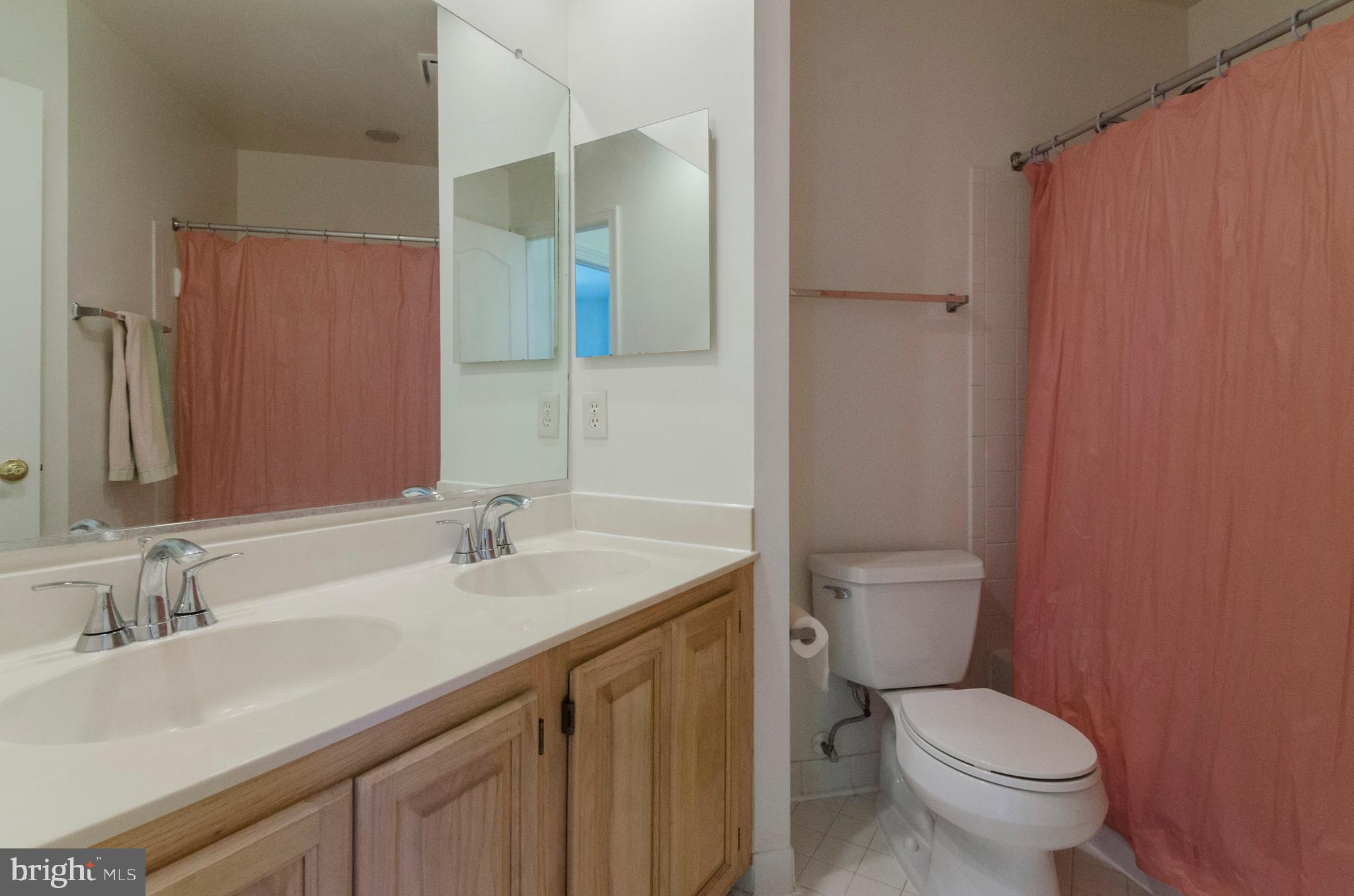 ROSE HILL FALLS - Residential