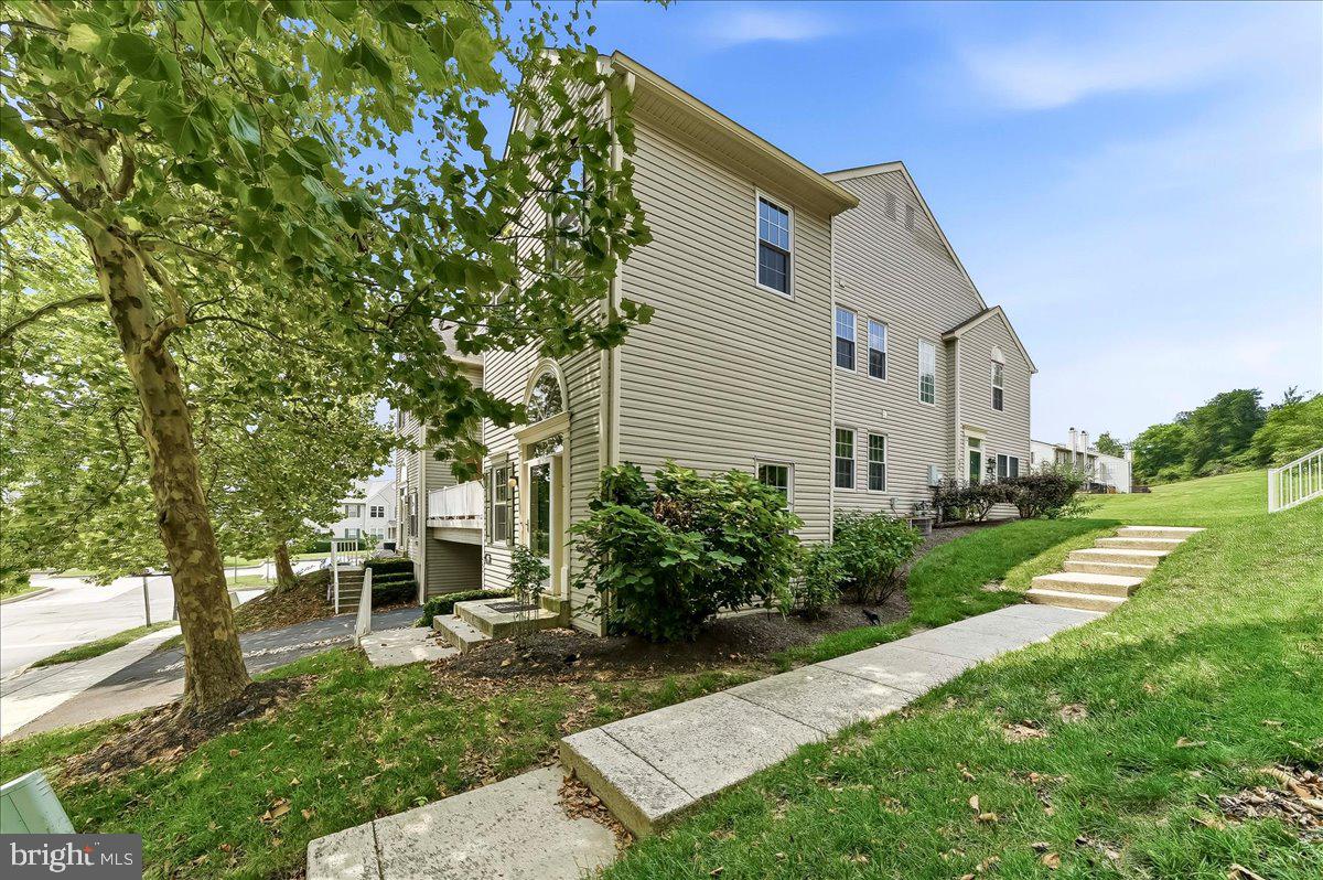 483 STONEGLEN STREET