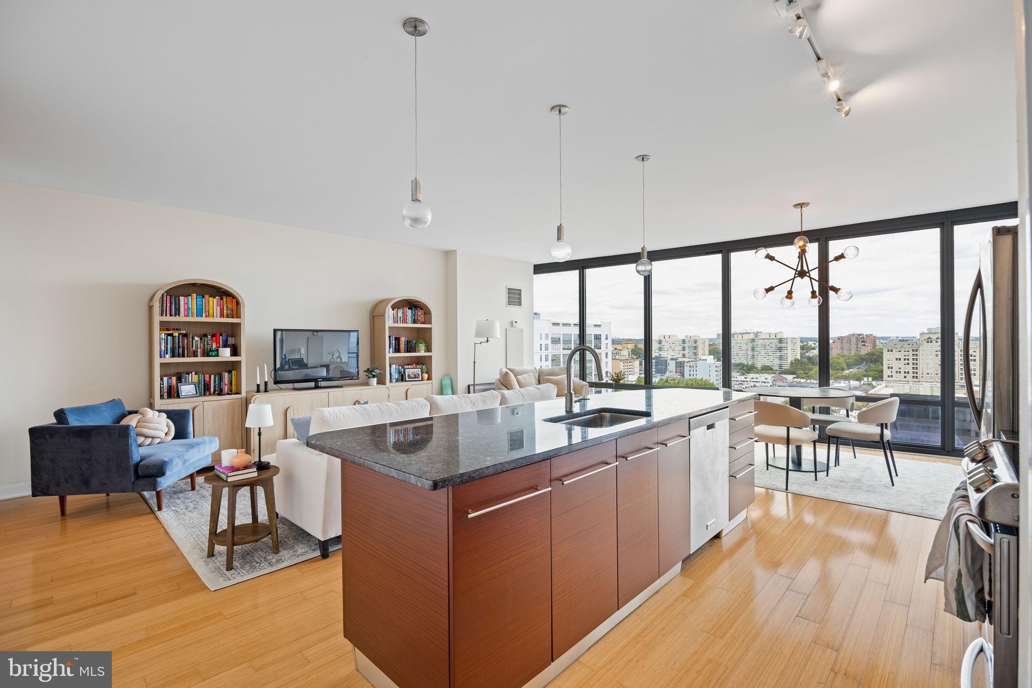 RITTENHOUSE SQUARE - Residential