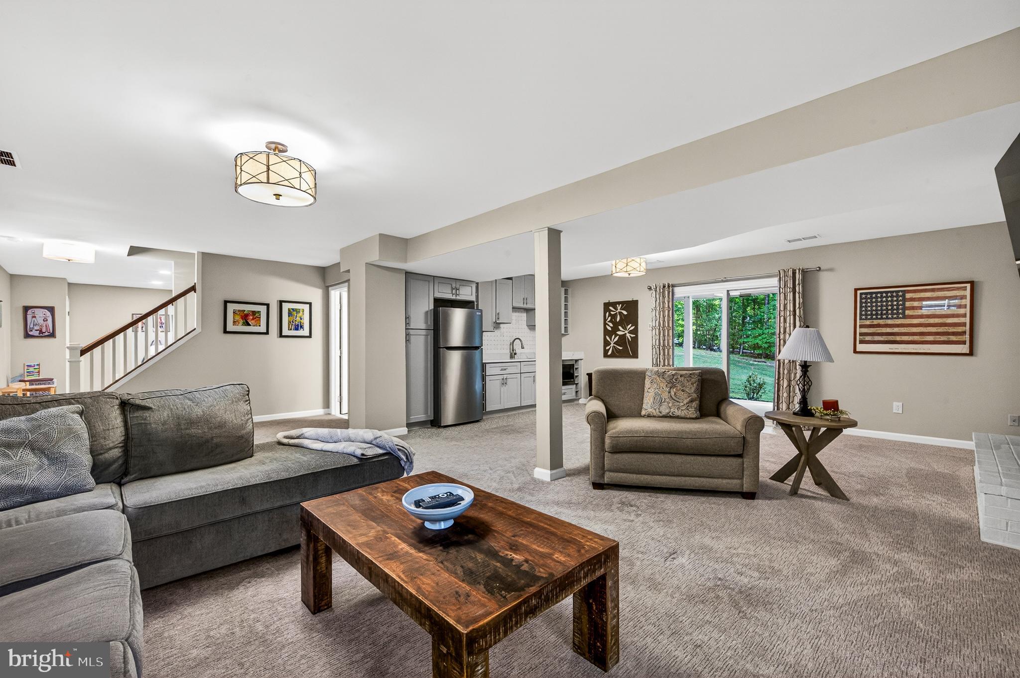 HAMPTON MANOR ESTATES - Residential