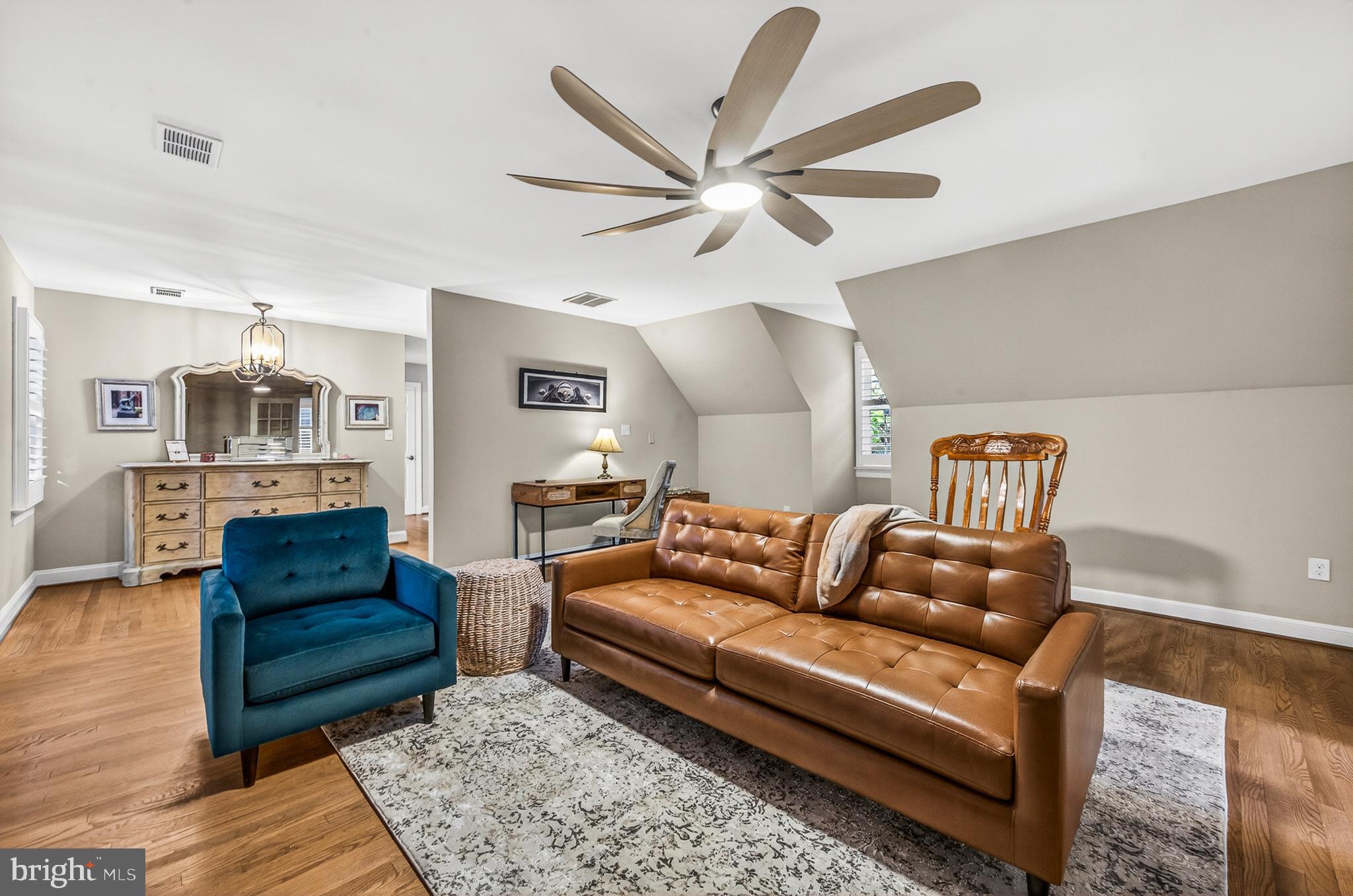 HAMPTON MANOR ESTATES - Residential