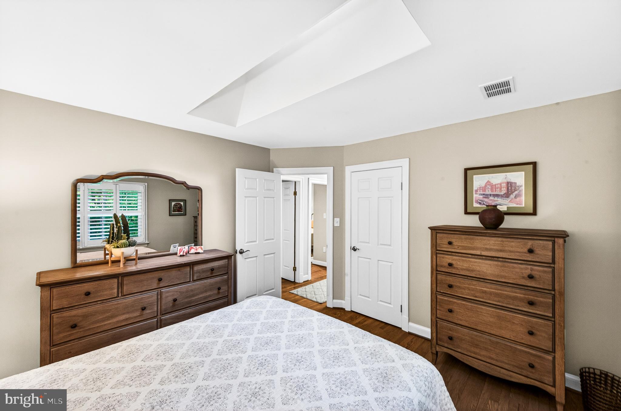 HAMPTON MANOR ESTATES - Residential