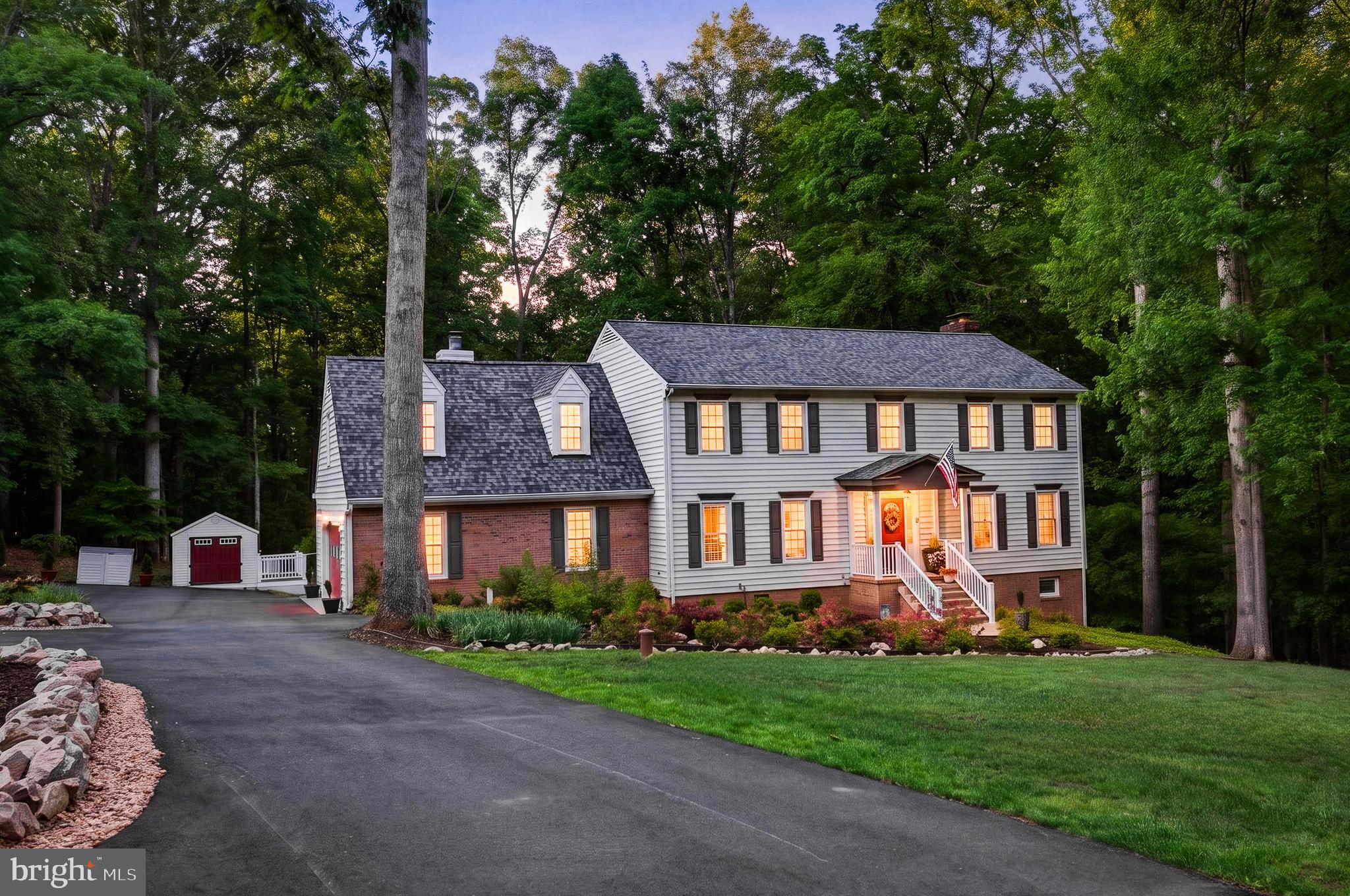 HAMPTON MANOR ESTATES - Residential