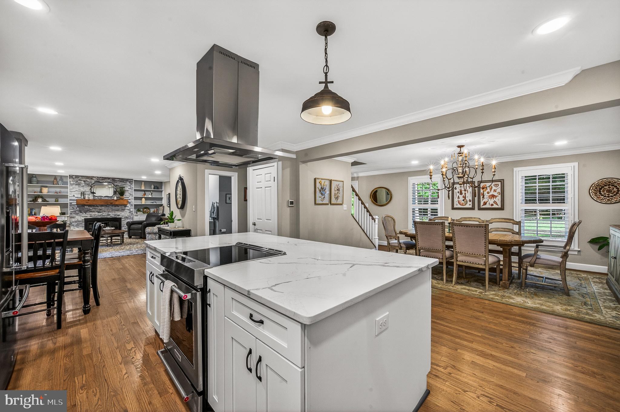 HAMPTON MANOR ESTATES - Residential