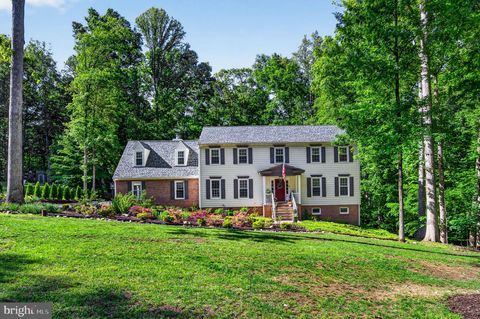 10424 HAMPTON ROAD FAIRFAX STATION VA 22039