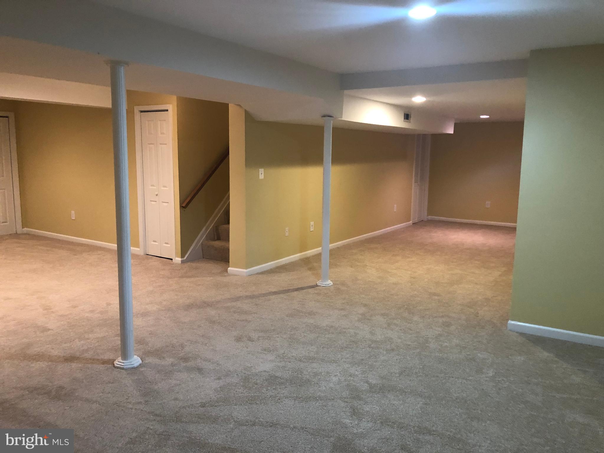 FOX RIDGE - Residential Lease