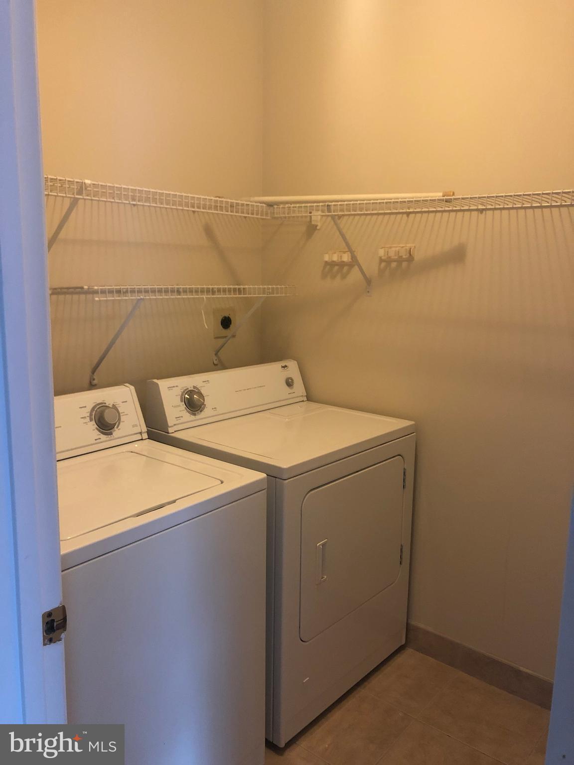 FOX RIDGE - Residential Lease