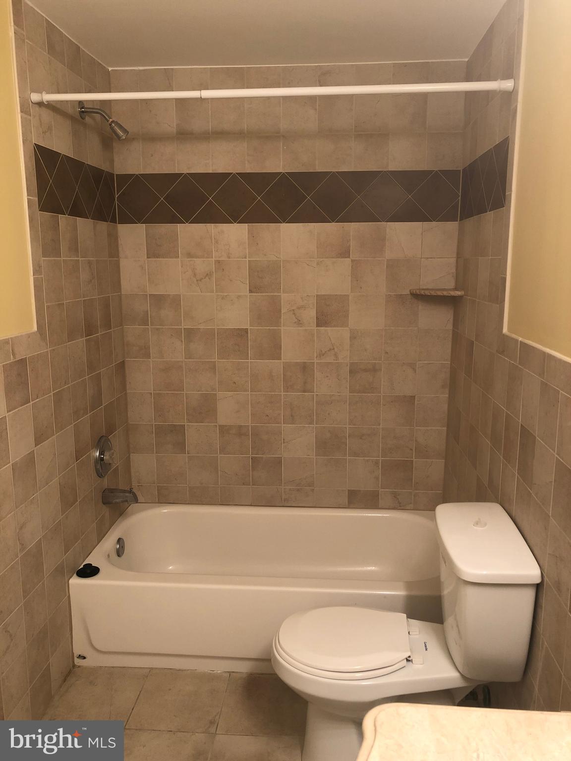 FOX RIDGE - Residential Lease