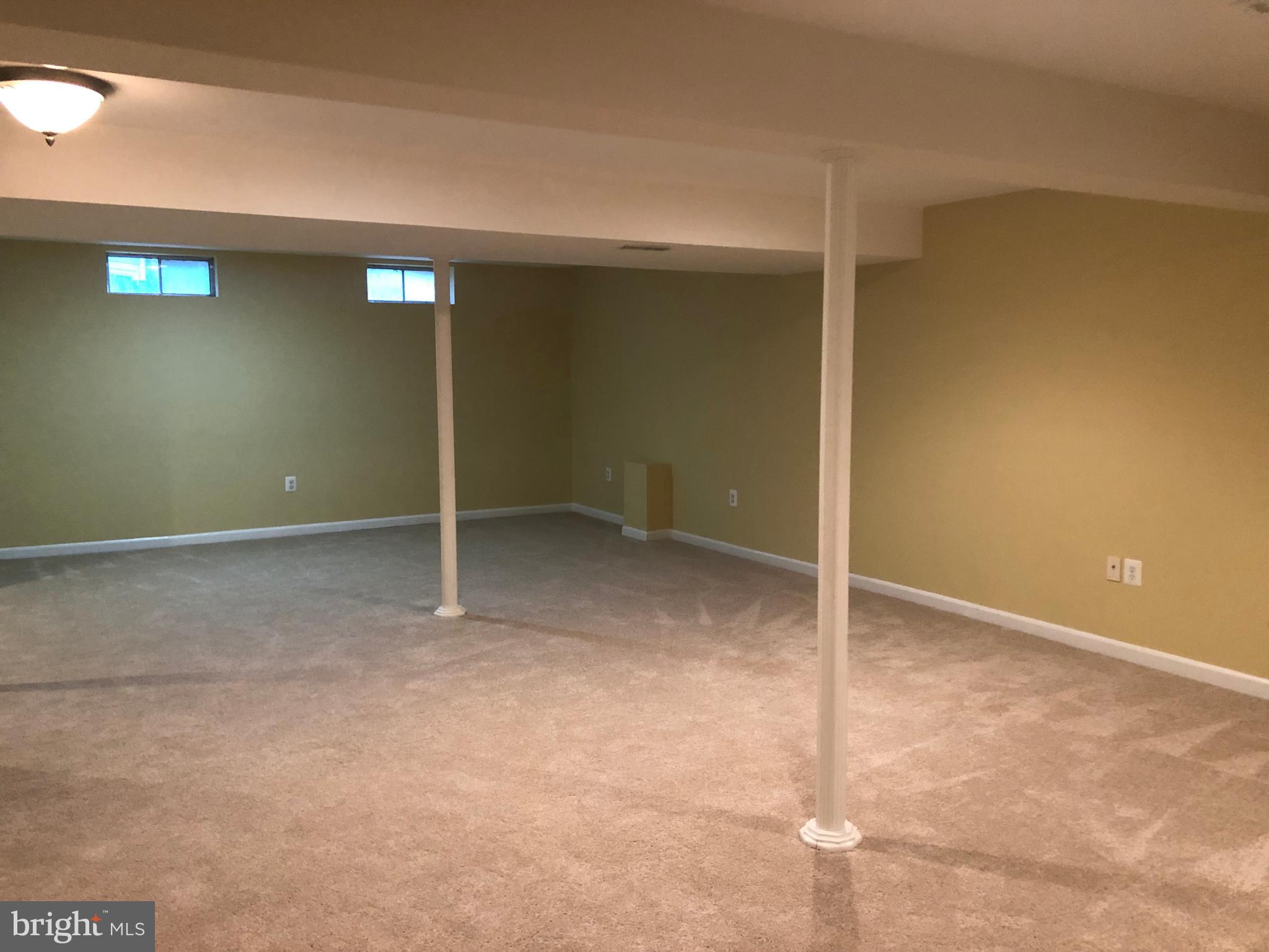 FOX RIDGE - Residential Lease