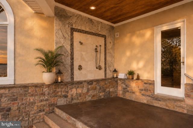 116 KETTLE BOTTOM DRIVE