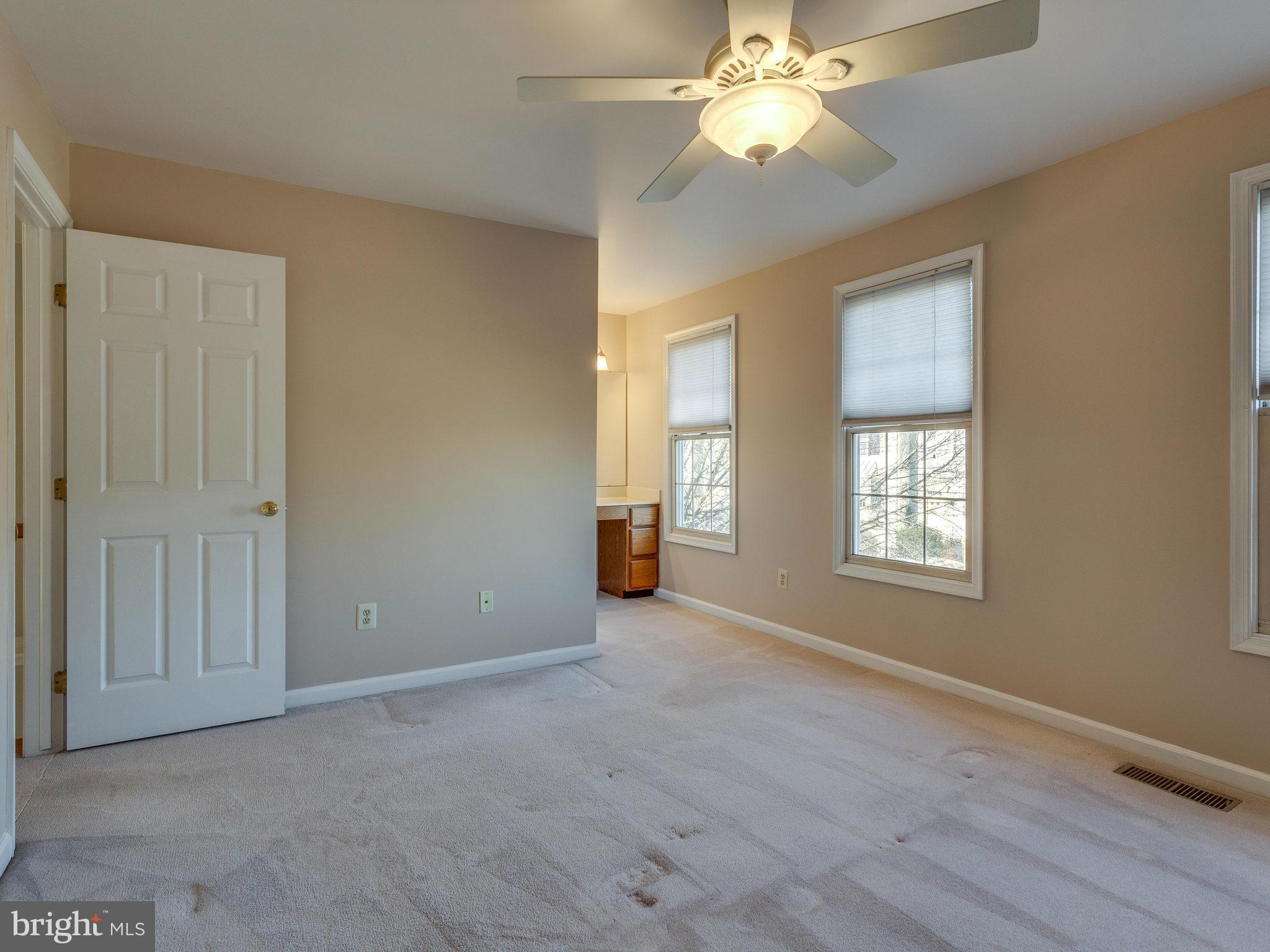 WOODSTONE - Residential