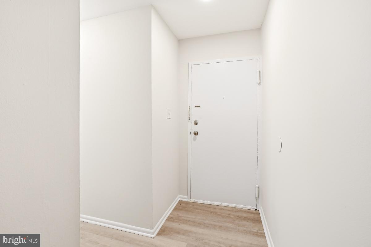 CHELSEA WOODS CONDO - Residential