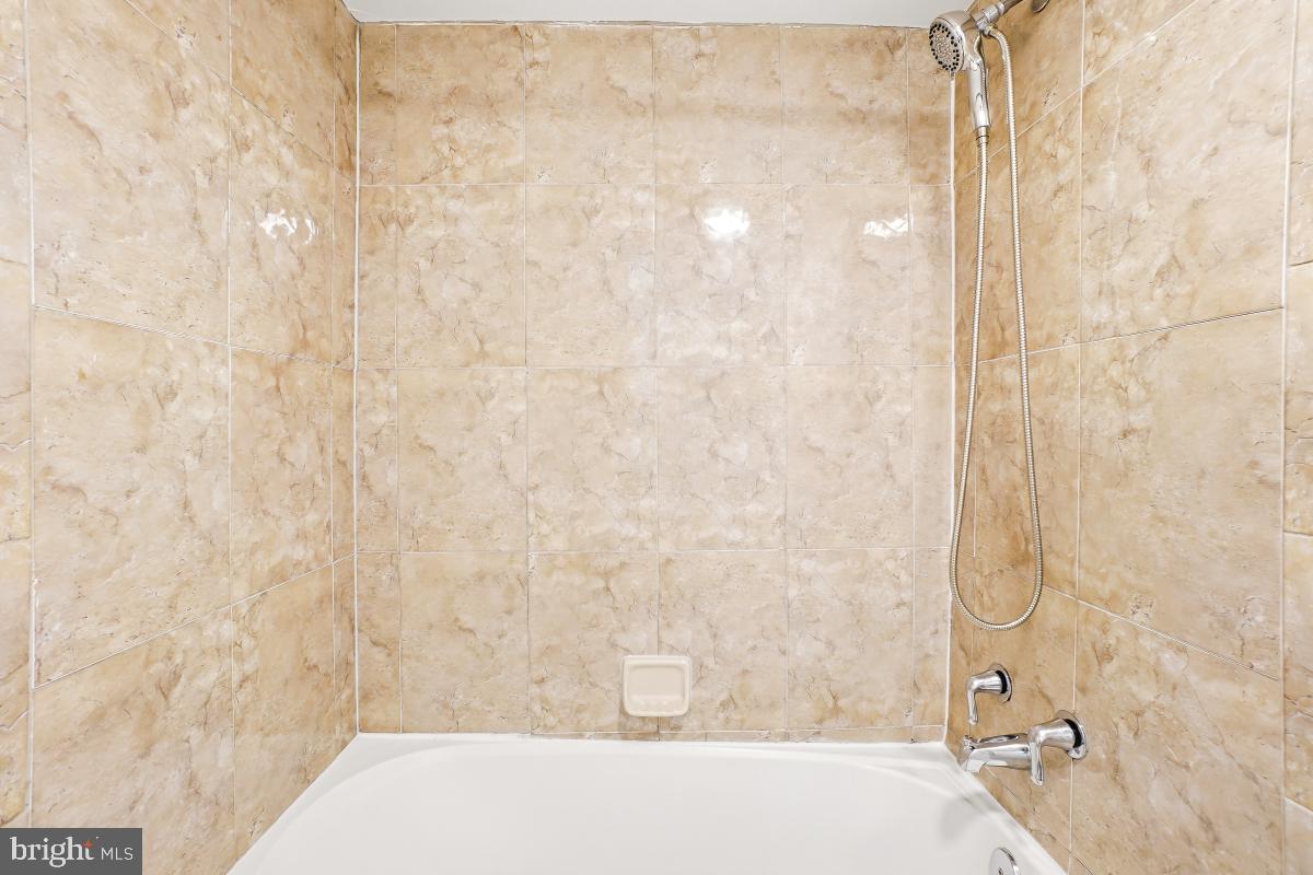 CHELSEA WOODS CONDO - Residential