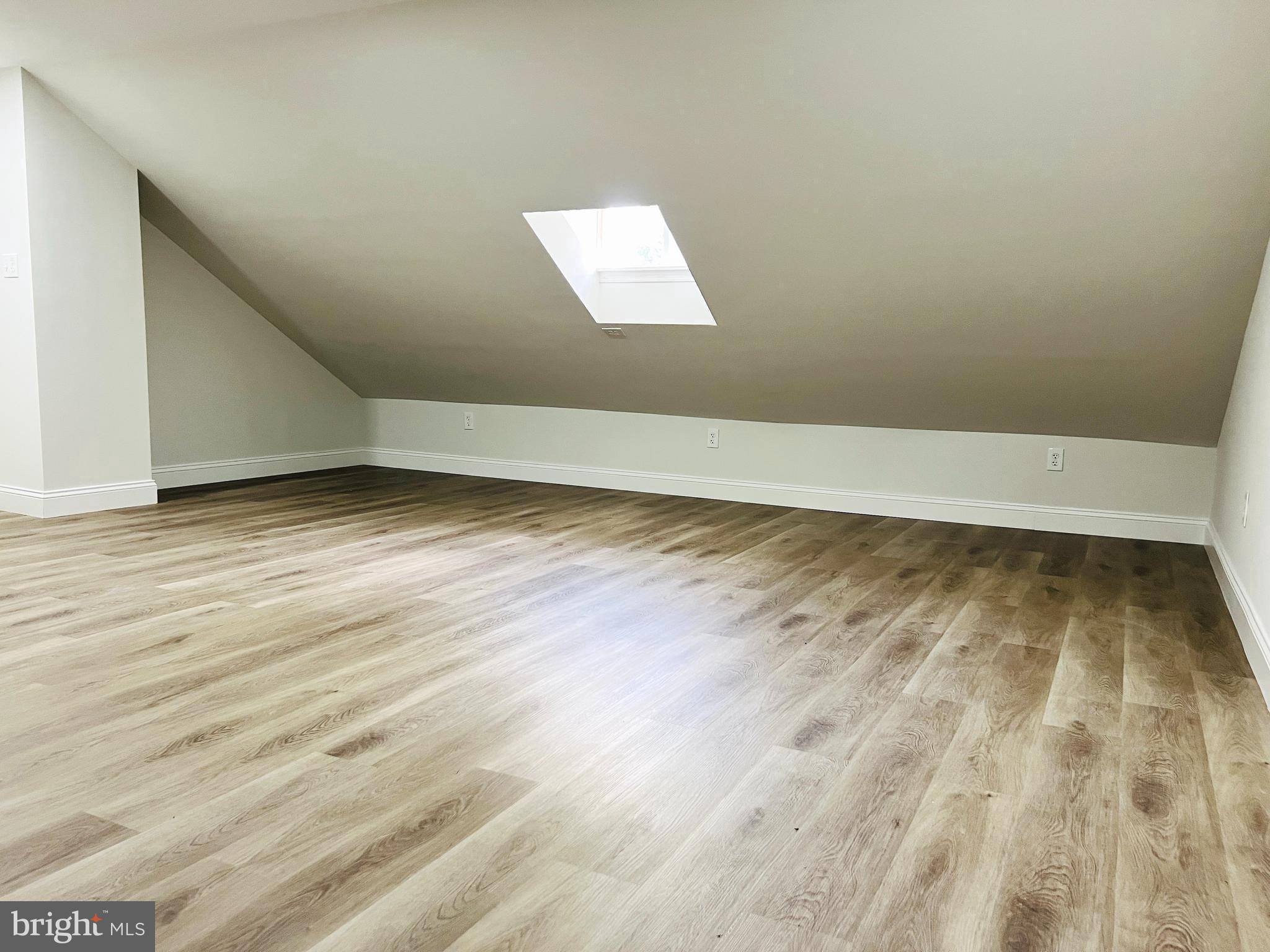 PERRING LOCH - Residential
